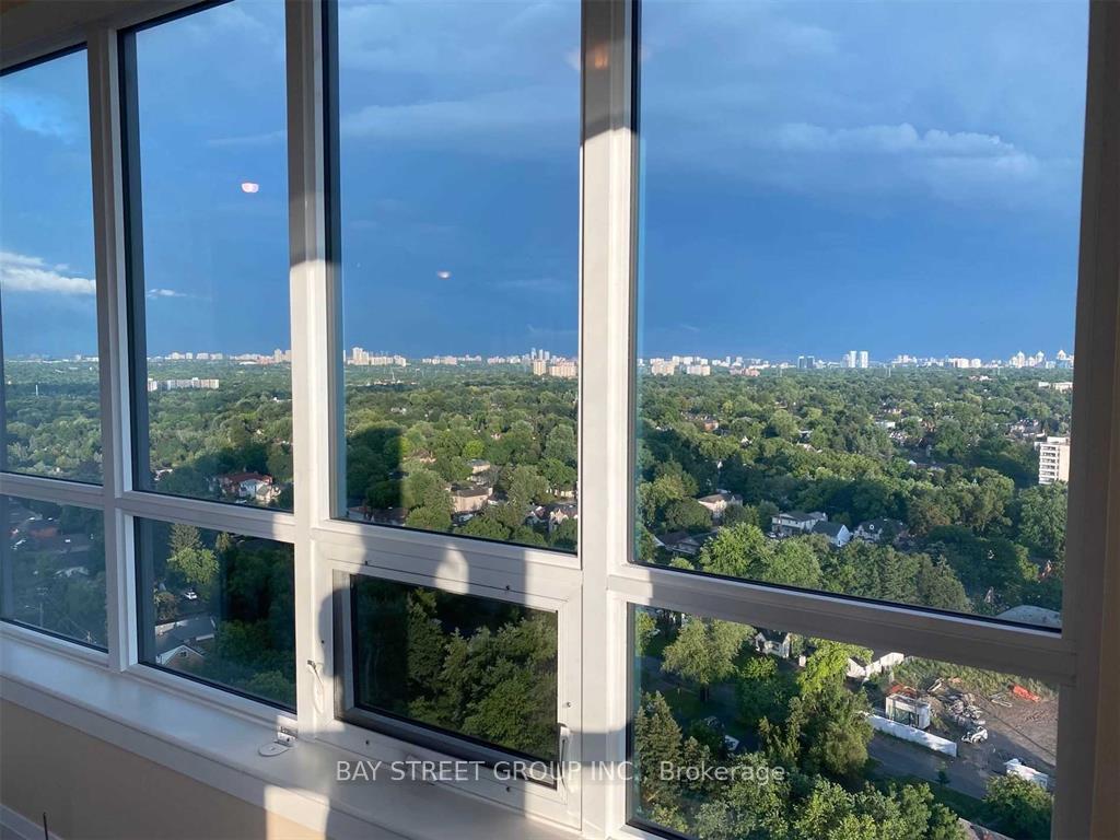 Photo 2 of Unit 2026, 7161 Yonge Street, Markham, Grandview — HOMEH
