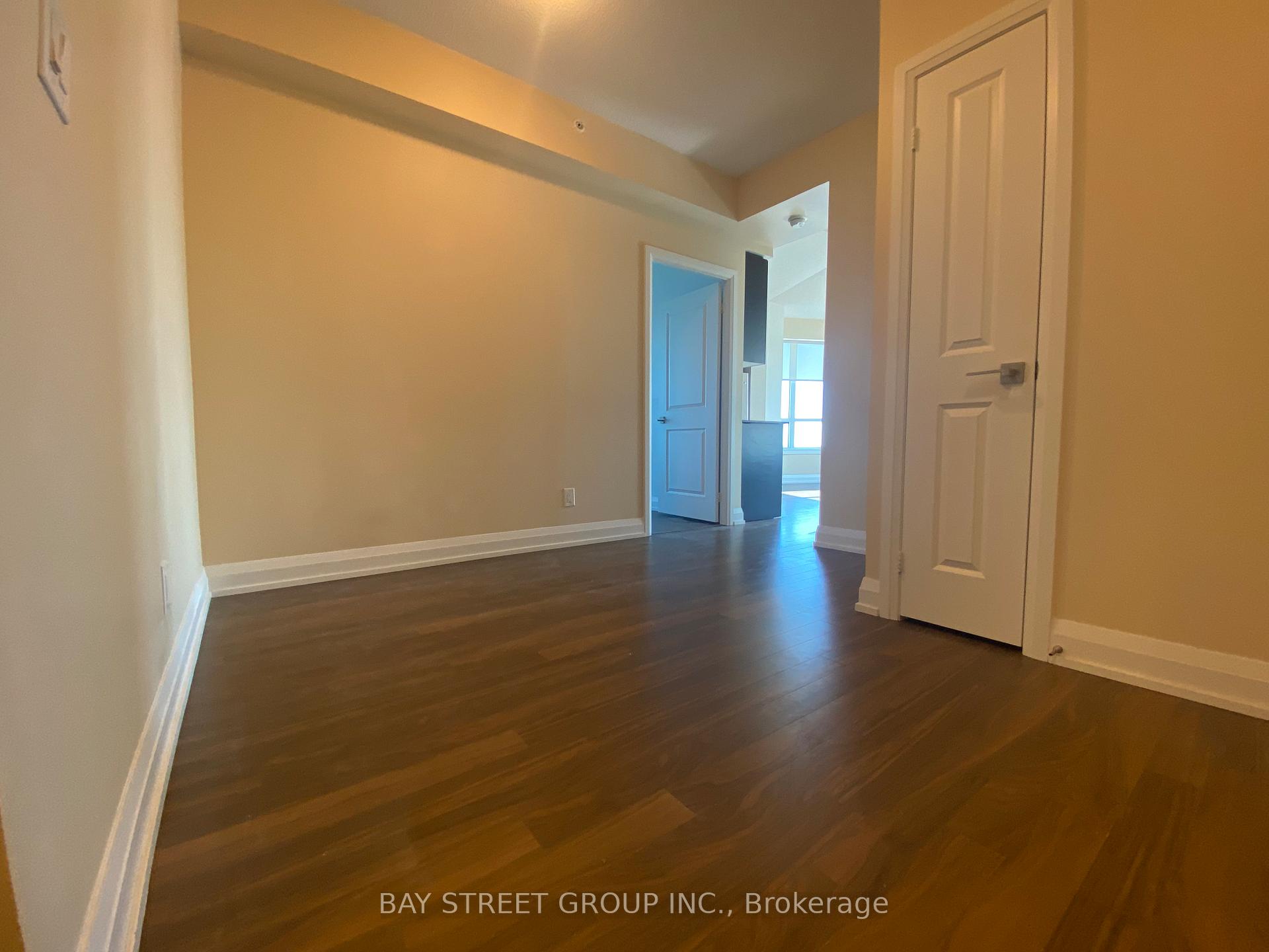 Photo 7 of Unit 2026, 7161 Yonge Street, Markham, Grandview — HOMEH