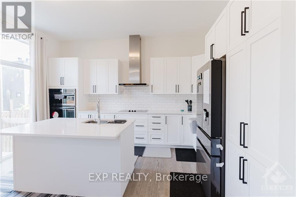 Photo 7 of 853 Cappamore Drive, Ottawa, Barrhaven - Half Moon Bay — HOMEH