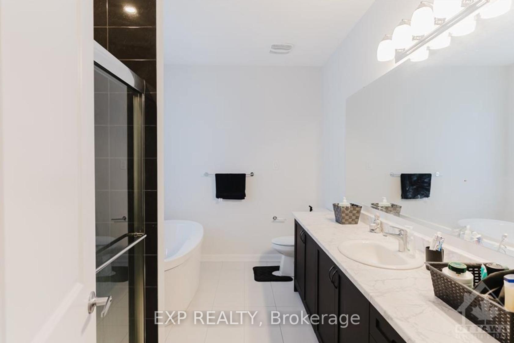 Photo 14 of 853 Cappamore Drive, Ottawa, Barrhaven - Half Moon Bay — HOMEH