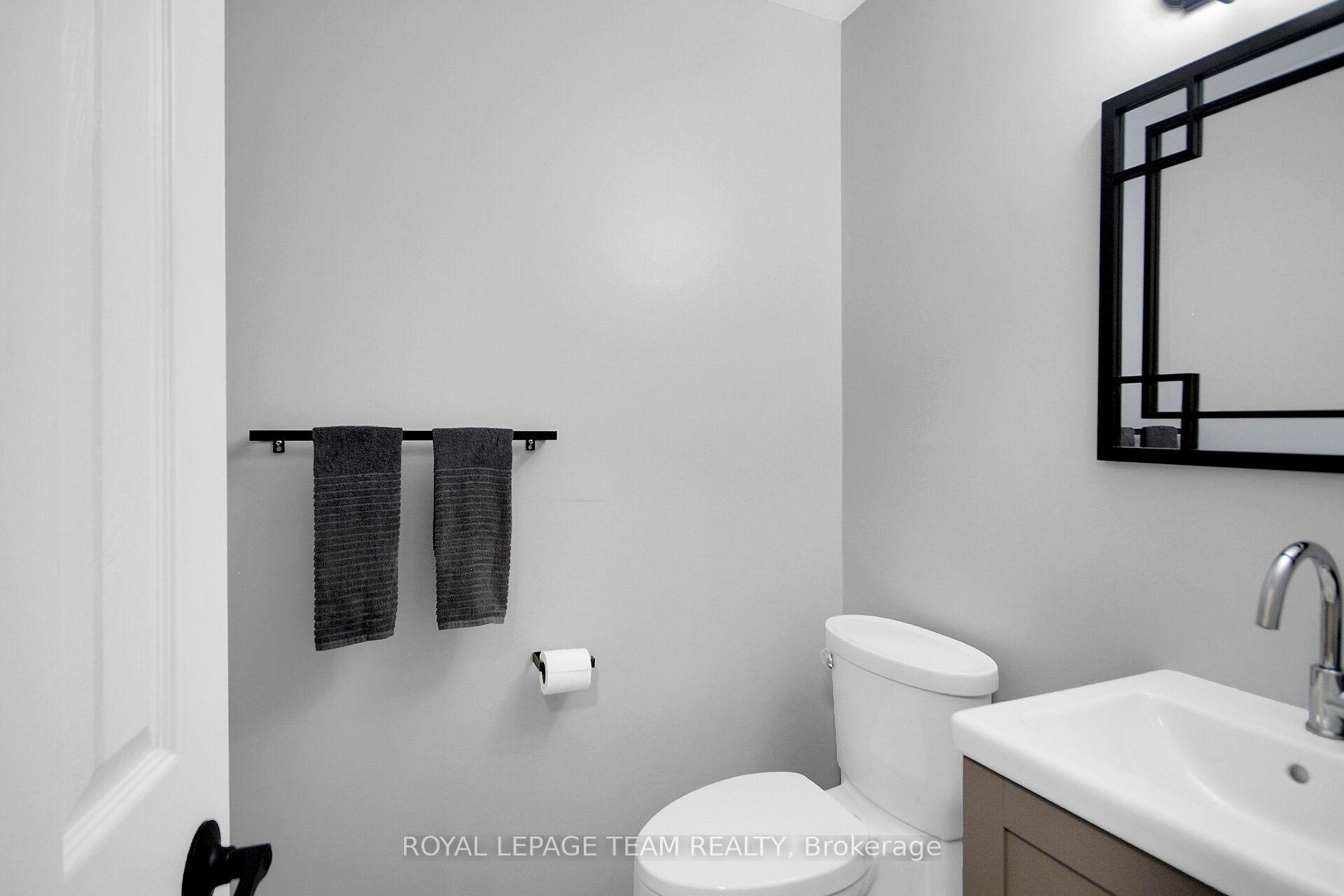 Photo 25 of 102 Longshire Circle, Ottawa, Barrhaven - Longfields — HOMEH