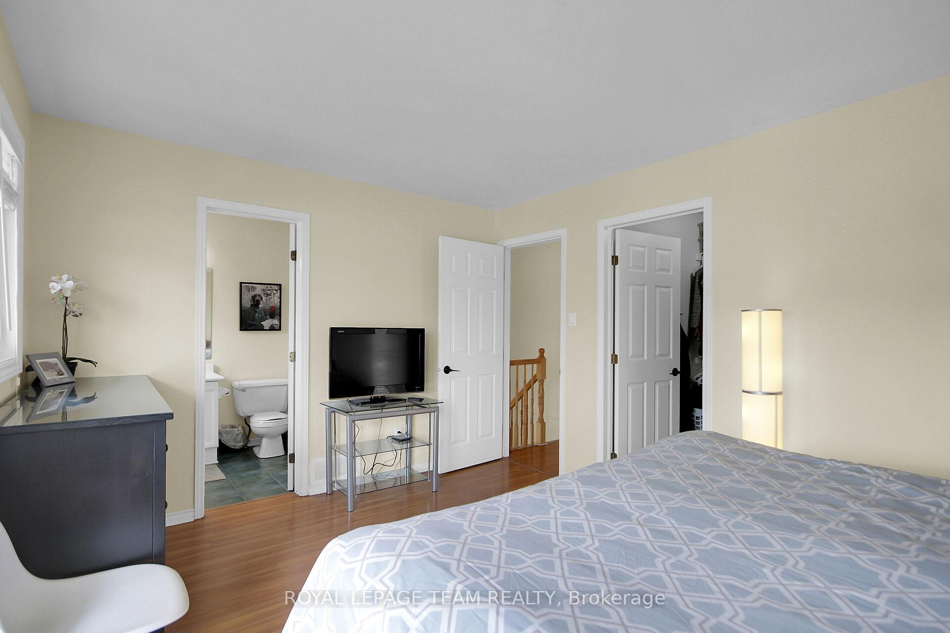 Photo 27 of 102 Longshire Circle, Ottawa, Barrhaven - Longfields — HOMEH