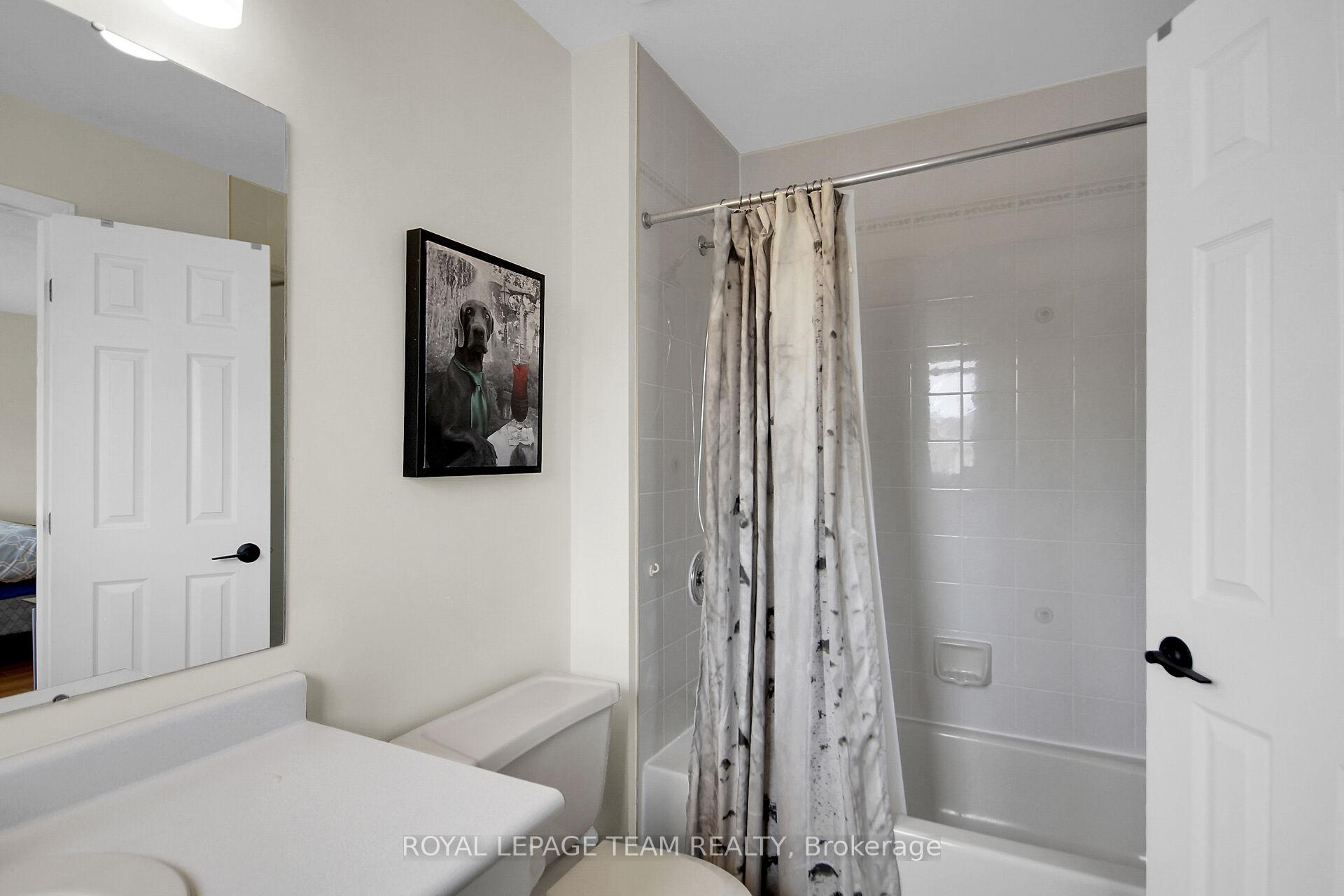 Photo 30 of 102 Longshire Circle, Ottawa, Barrhaven - Longfields — HOMEH