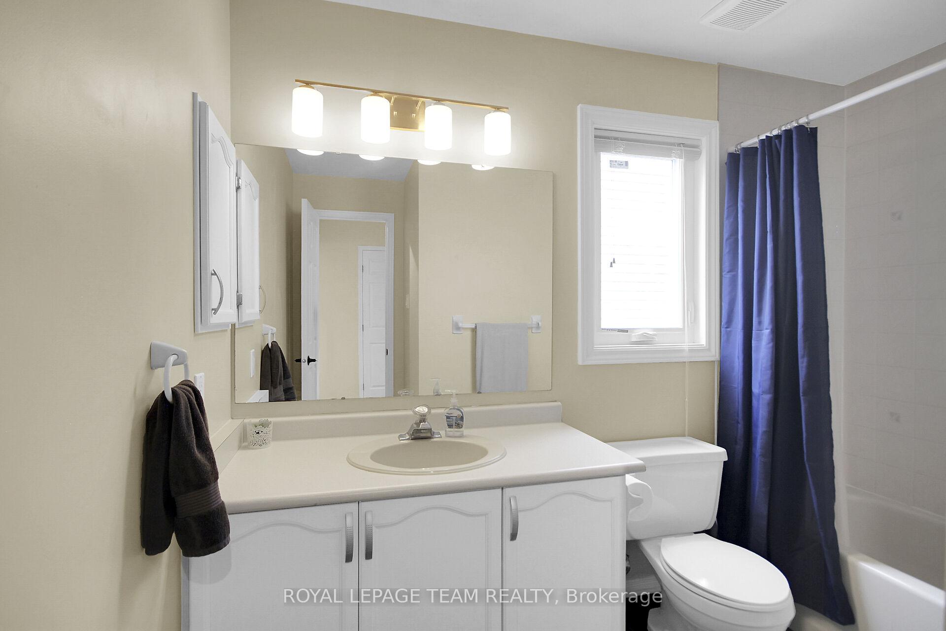 Photo 36 of 102 Longshire Circle, Ottawa, Barrhaven - Longfields — HOMEH