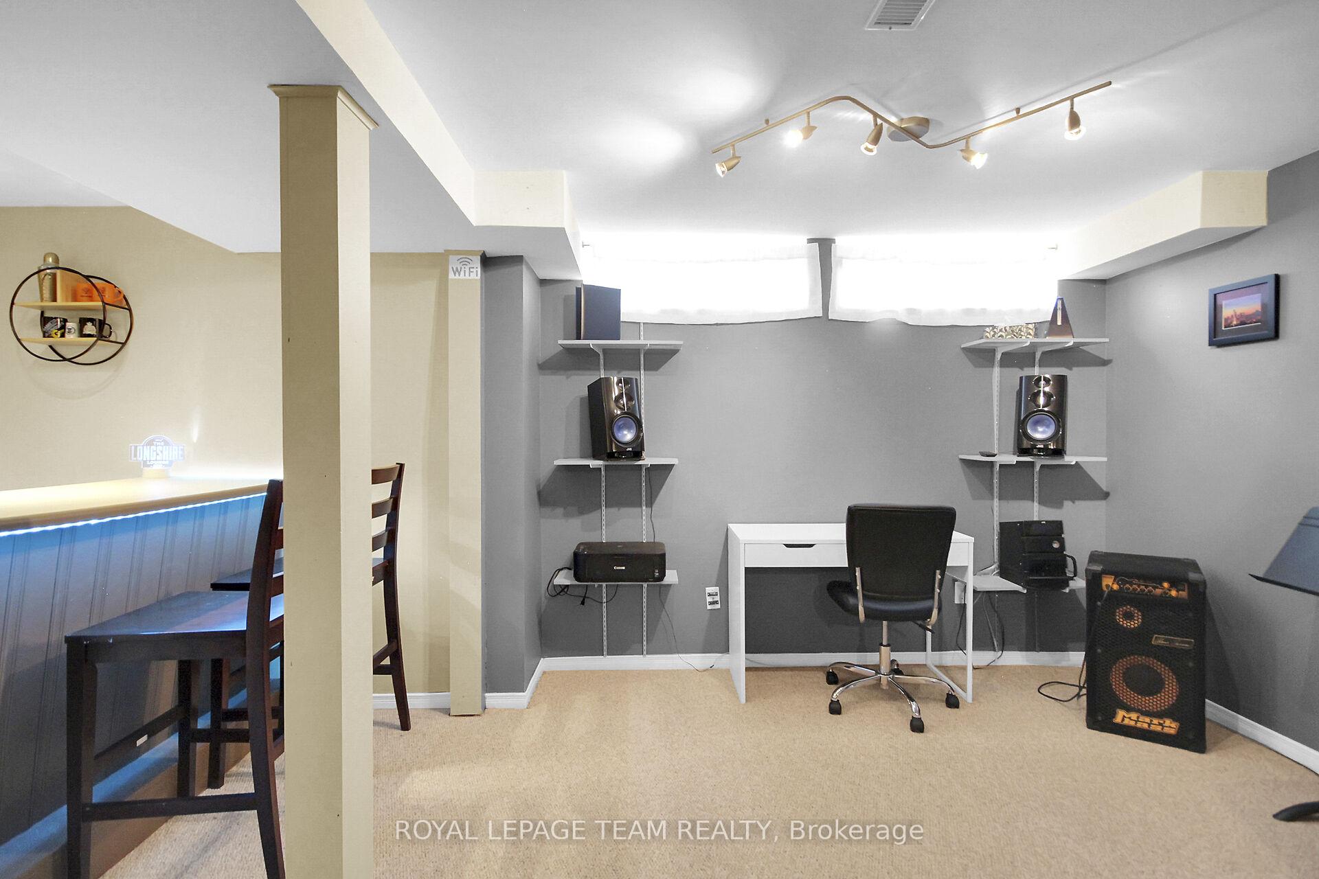 Photo 39 of 102 Longshire Circle, Ottawa, Barrhaven - Longfields — HOMEH