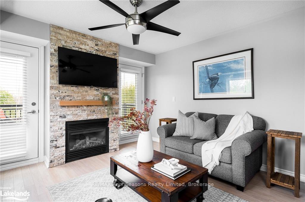 Photo 16 of Unit 201, 10 Brandy Lane Drive, Collingwood — HOMEH