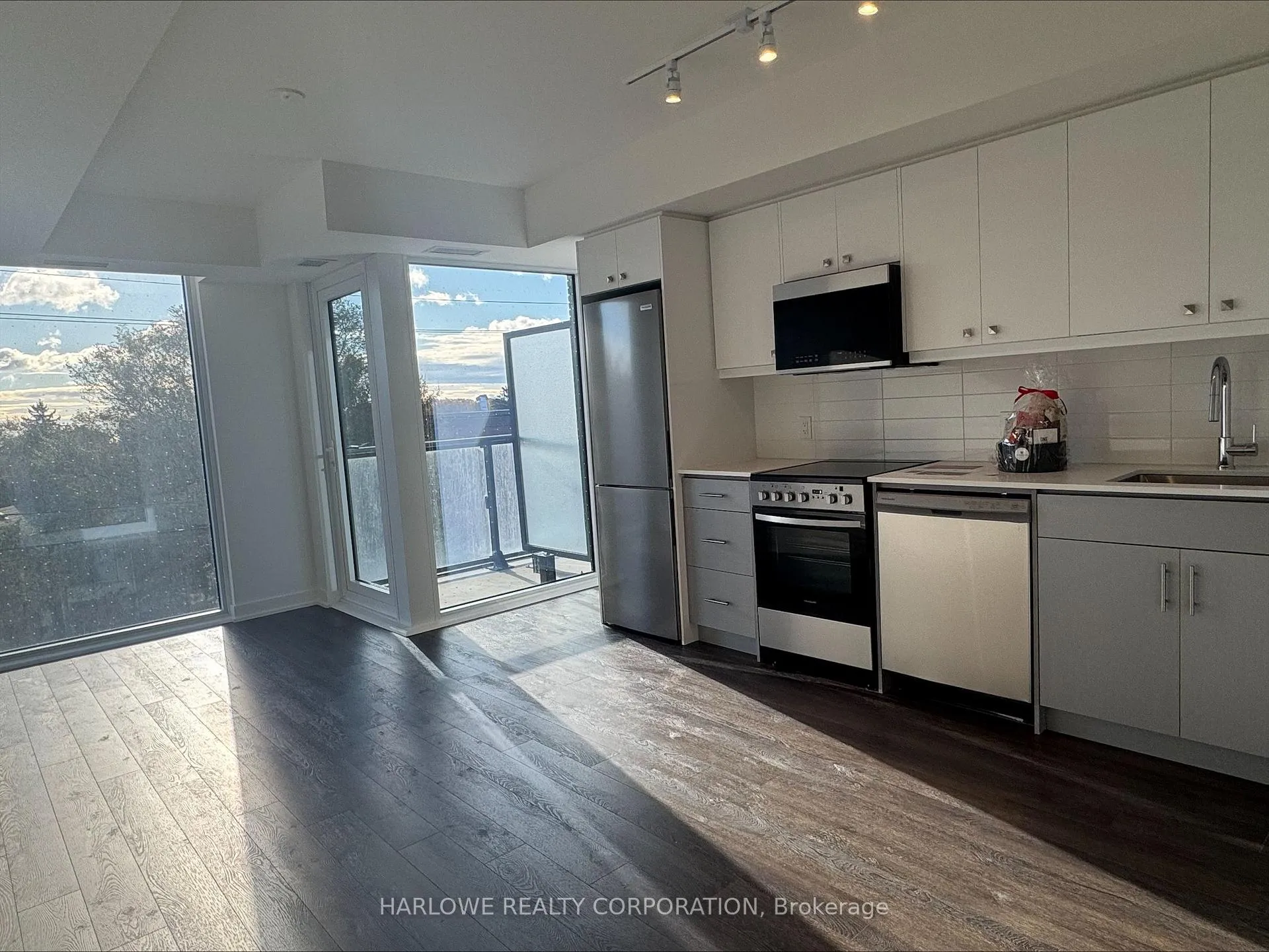 Front of Unit 419, 2 Manderley Drive