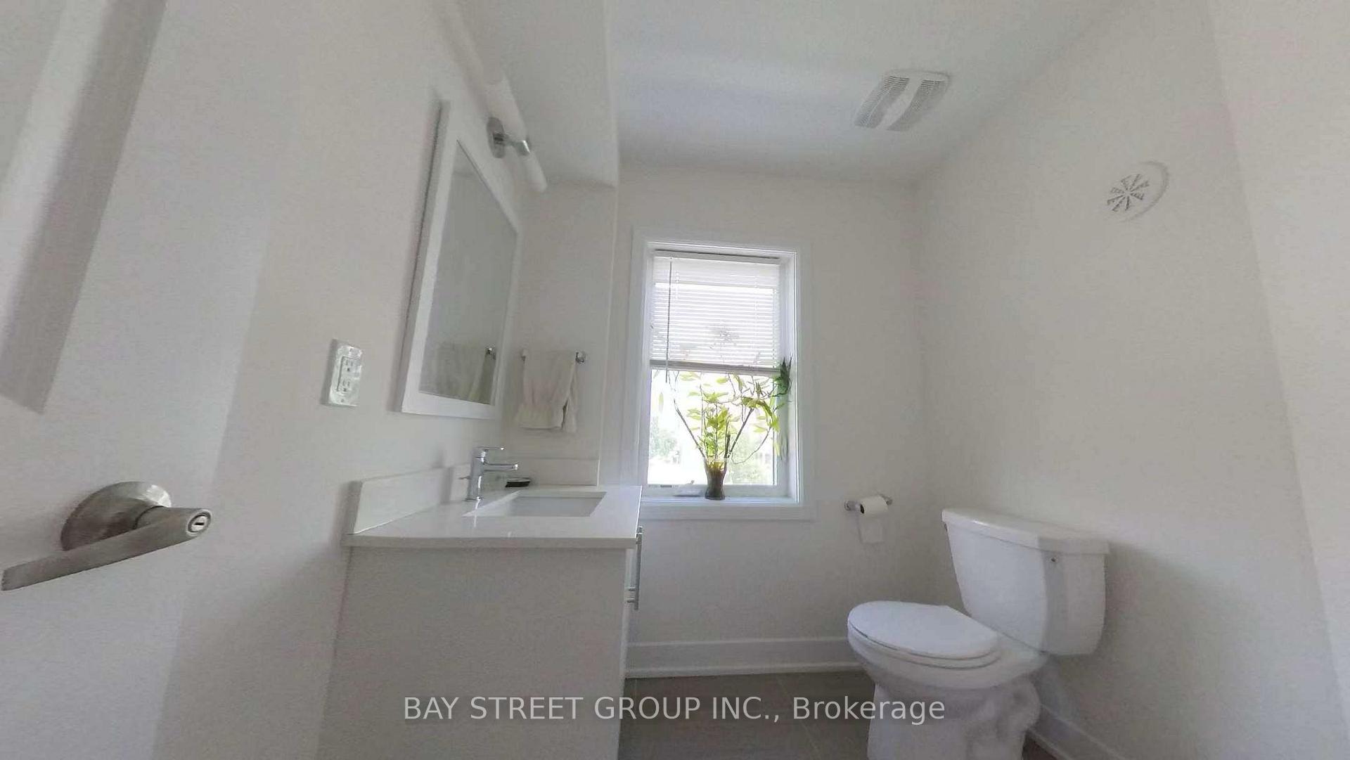 Photo 12 of 25 Donald Fleming Way, Whitby, Pringle Creek — HOMEH