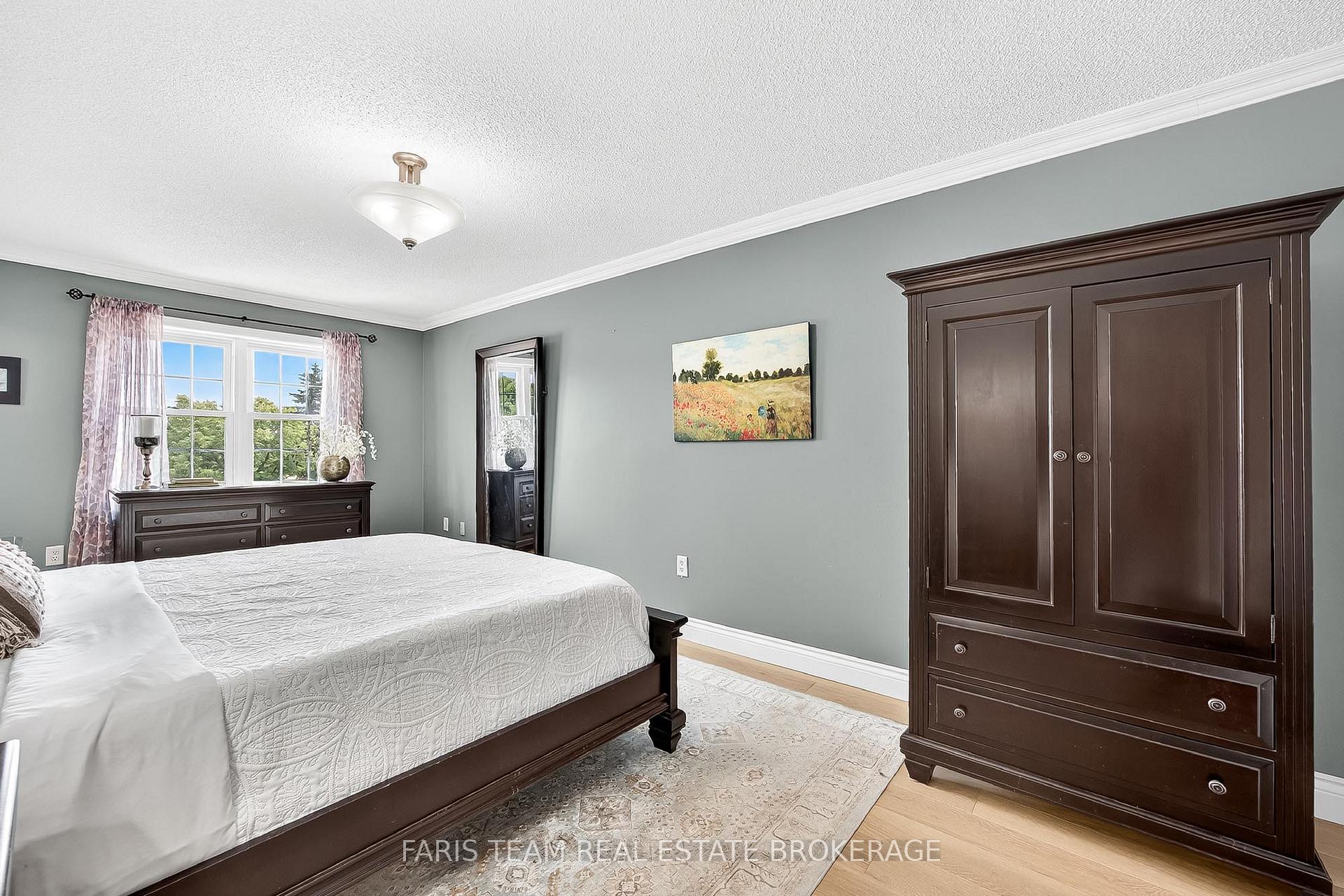 Photo 24 of 30 Ward Drive, Barrie, Painswick North — HOMEH