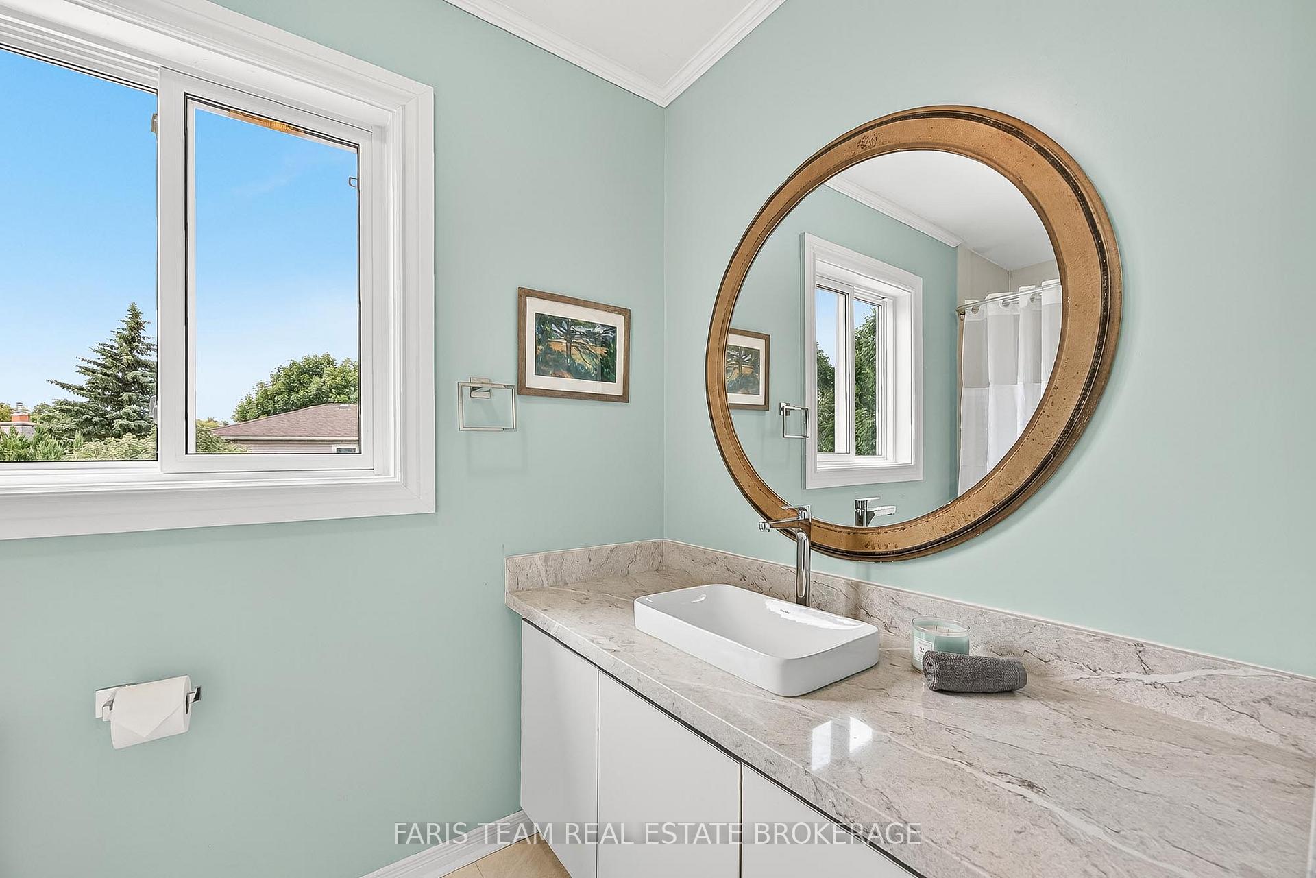 Photo 26 of 30 Ward Drive, Barrie, Painswick North — HOMEH