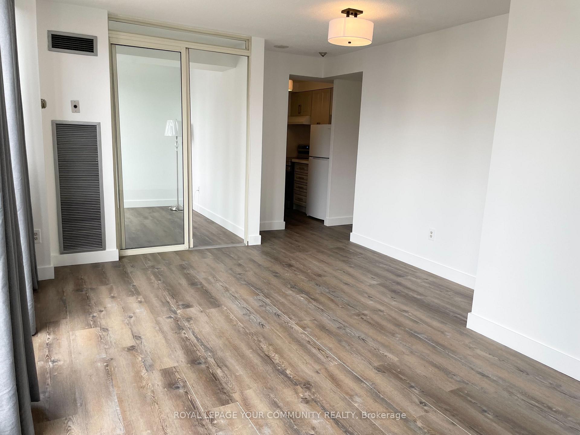 Photo 2 of Unit 901, 117 Gerrard Street E, Toronto, Church-Yonge Corridor — HOMEH