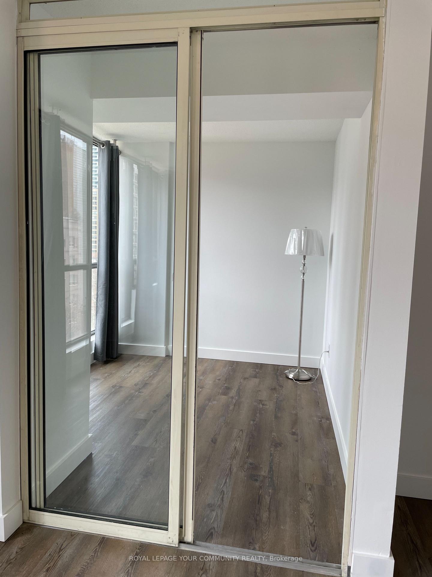 Photo 3 of Unit 901, 117 Gerrard Street E, Toronto, Church-Yonge Corridor — HOMEH