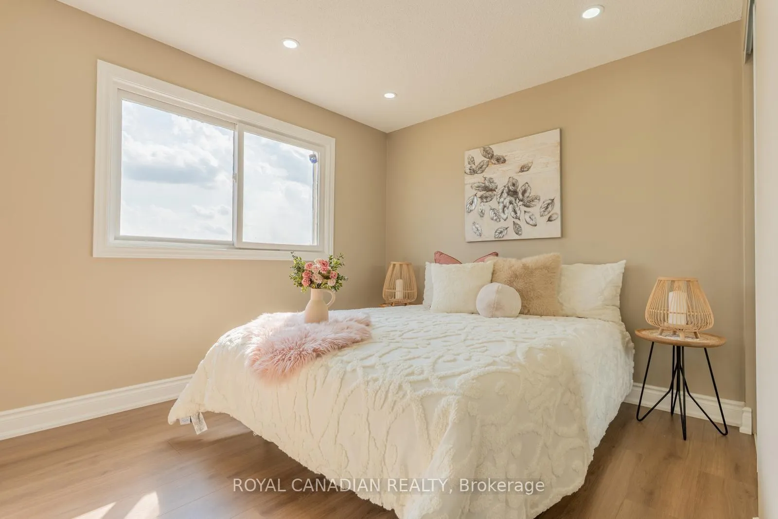 Photo 10 of 60 Cherrytree Drive W, Brampton, Fletcher's Creek South — HOMEH
