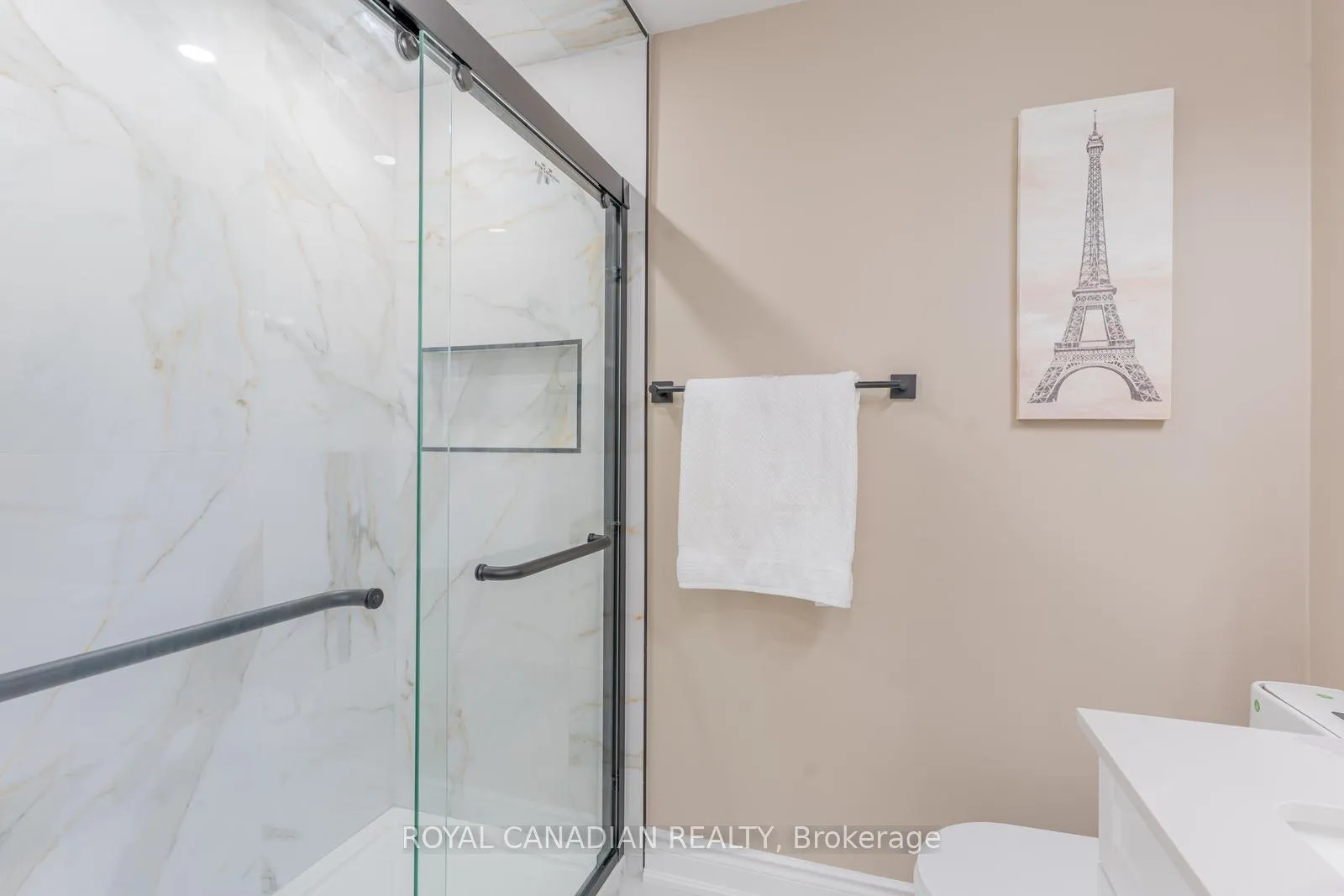 Photo 19 of 60 Cherrytree Drive W, Brampton, Fletcher's Creek South — HOMEH