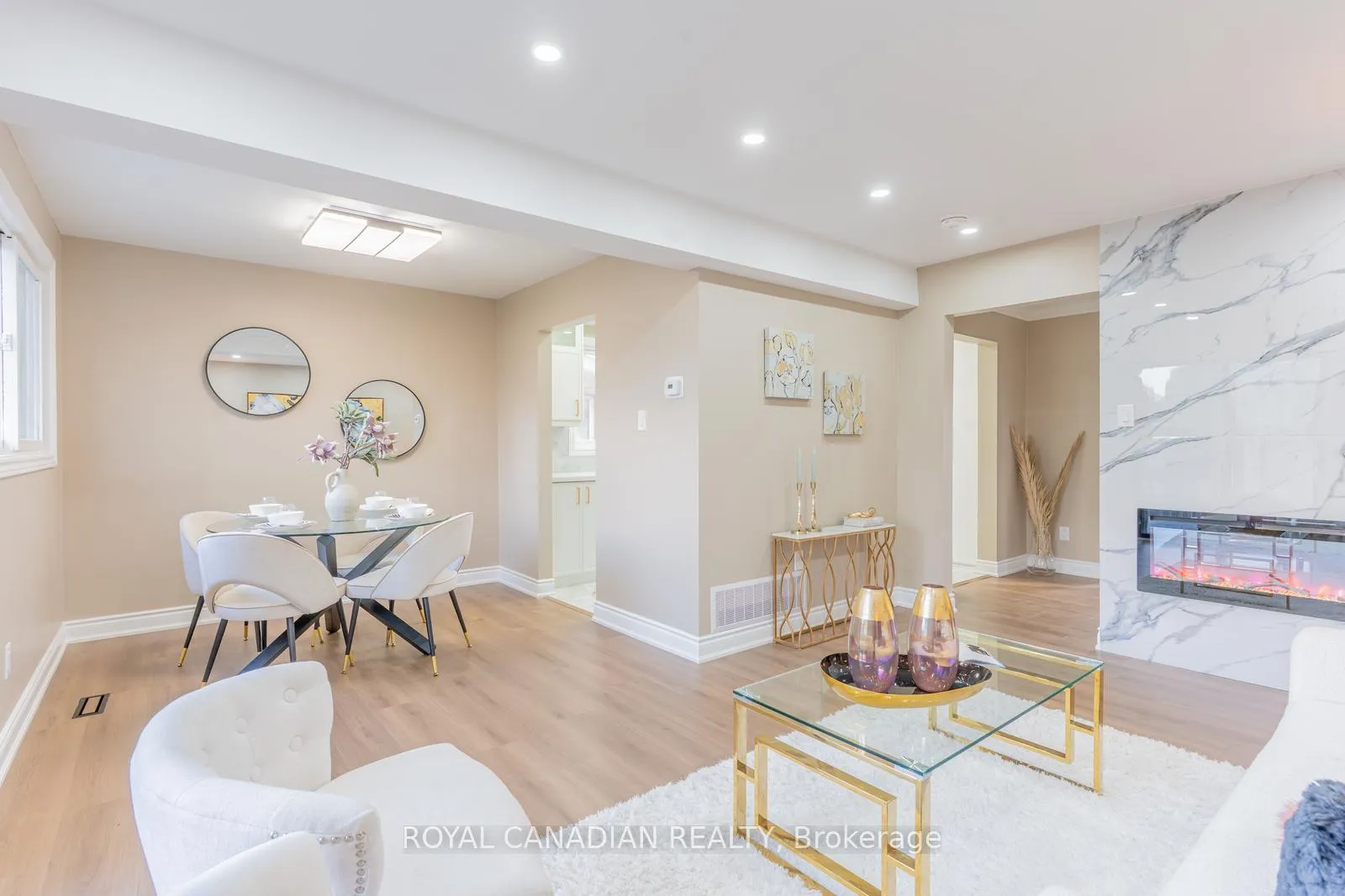 Photo 25 of 60 Cherrytree Drive W, Brampton, Fletcher's Creek South — HOMEH