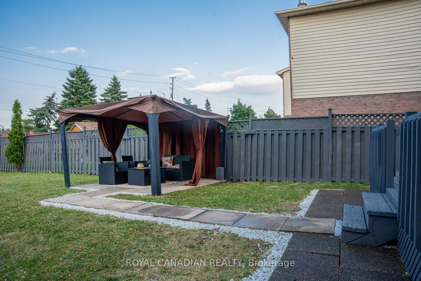 Photo 46 of 60 Cherrytree Drive W, Brampton, Fletcher's Creek South — HOMEH