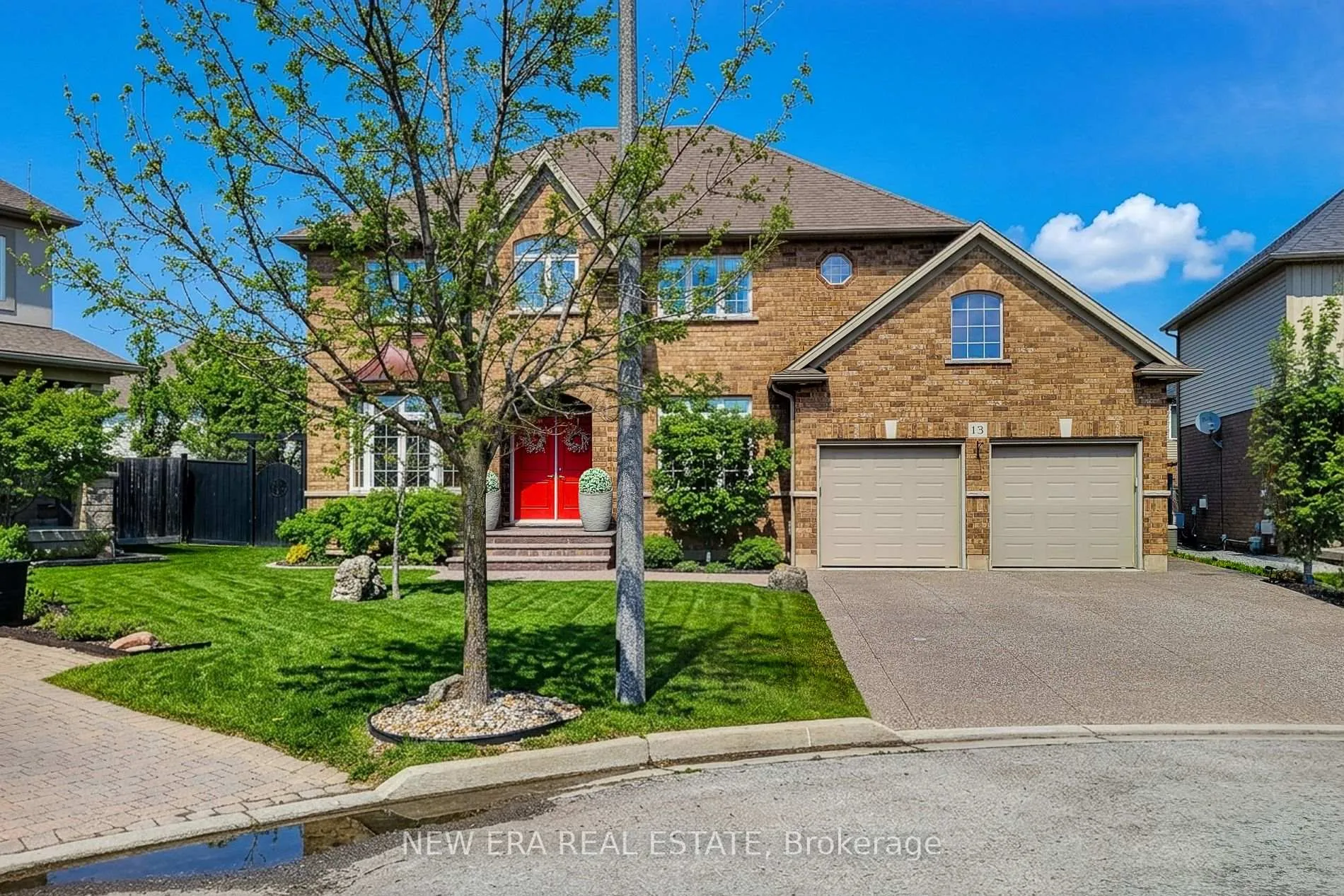 Photo 1 of 13 Alex Grant Place, St. Catharines, Secord Woods — HOMEH