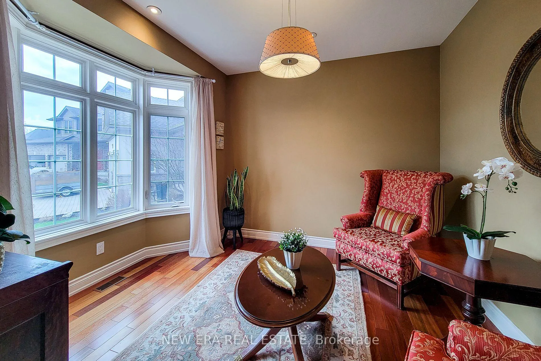 Photo 15 of 13 Alex Grant Place, St. Catharines, Secord Woods — HOMEH