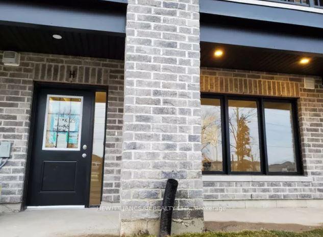 Photo 4 of Unit H, 148 Rochefort Street, Kitchener — HOMEH