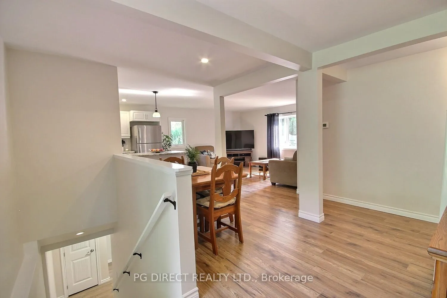 Photo 10 of 283 Drewery Street, Brighton, Rural Brighton — HOMEH