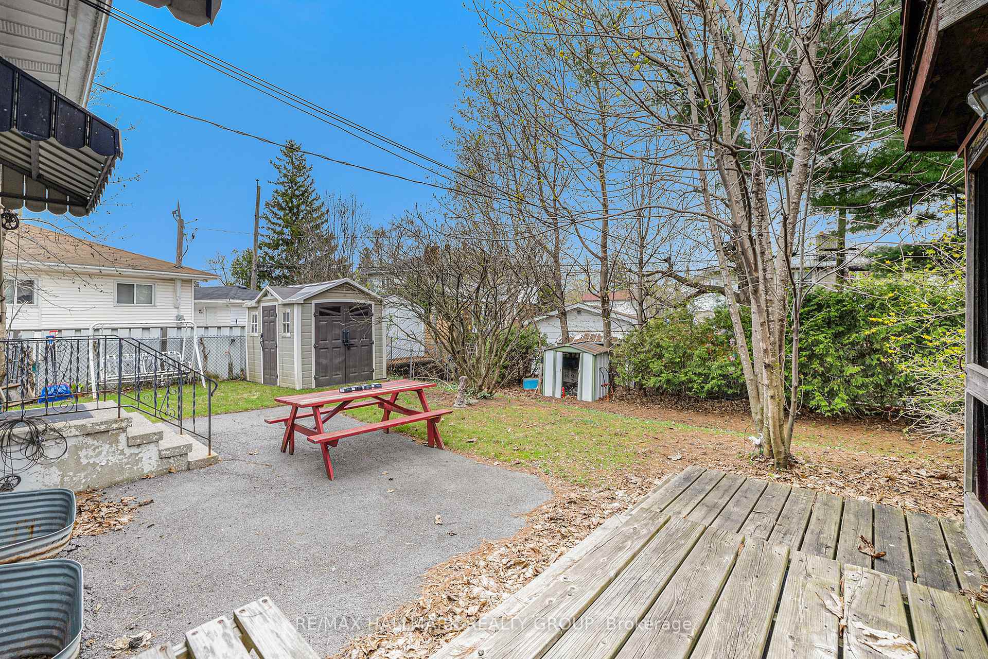Photo 13 of 1852 Hutton Avenue, Ottawa, Elmvale Acres — HOMEH
