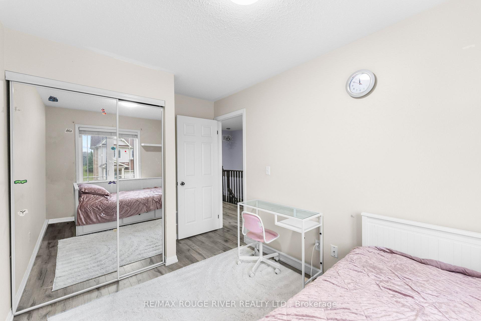 Photo 18 of 37 Dykstra Lane, Clarington, Bowmanville — HOMEH