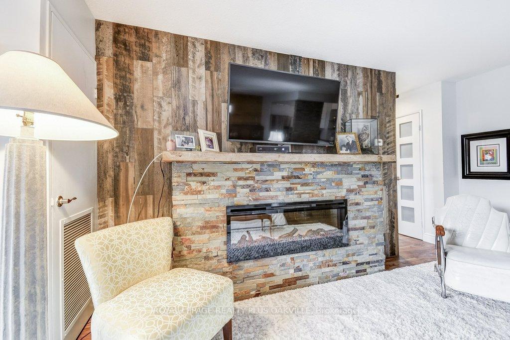 Photo 14 of Unit 515, 500 Green Road, Hamilton, Lakeshore — HOMEH