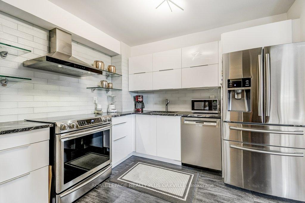 Photo 20 of Unit 515, 500 Green Road, Hamilton, Lakeshore — HOMEH