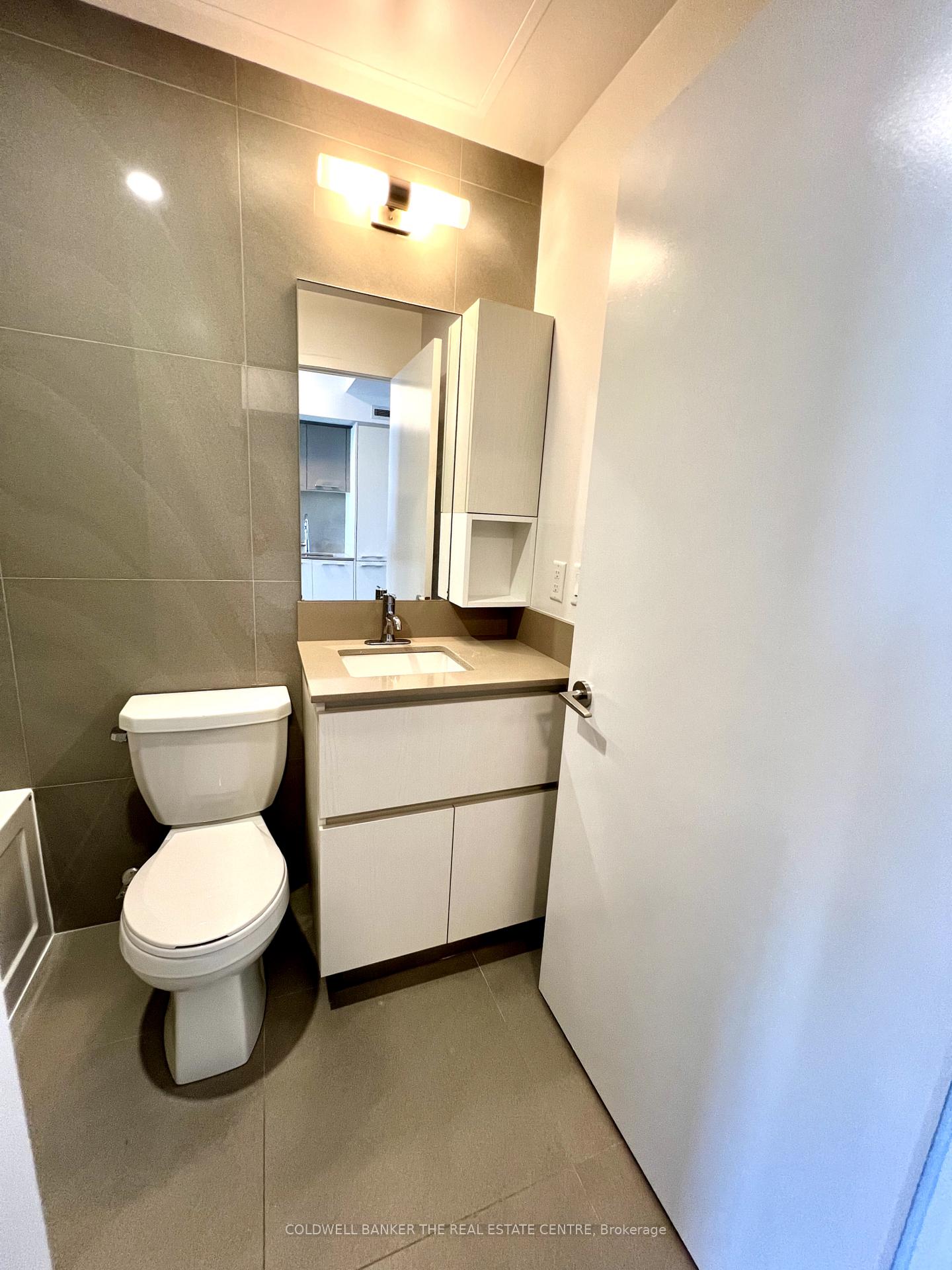 Photo 6 of Unit 1405, 45 Baseball Place, Toronto, South Riverdale — HOMEH
