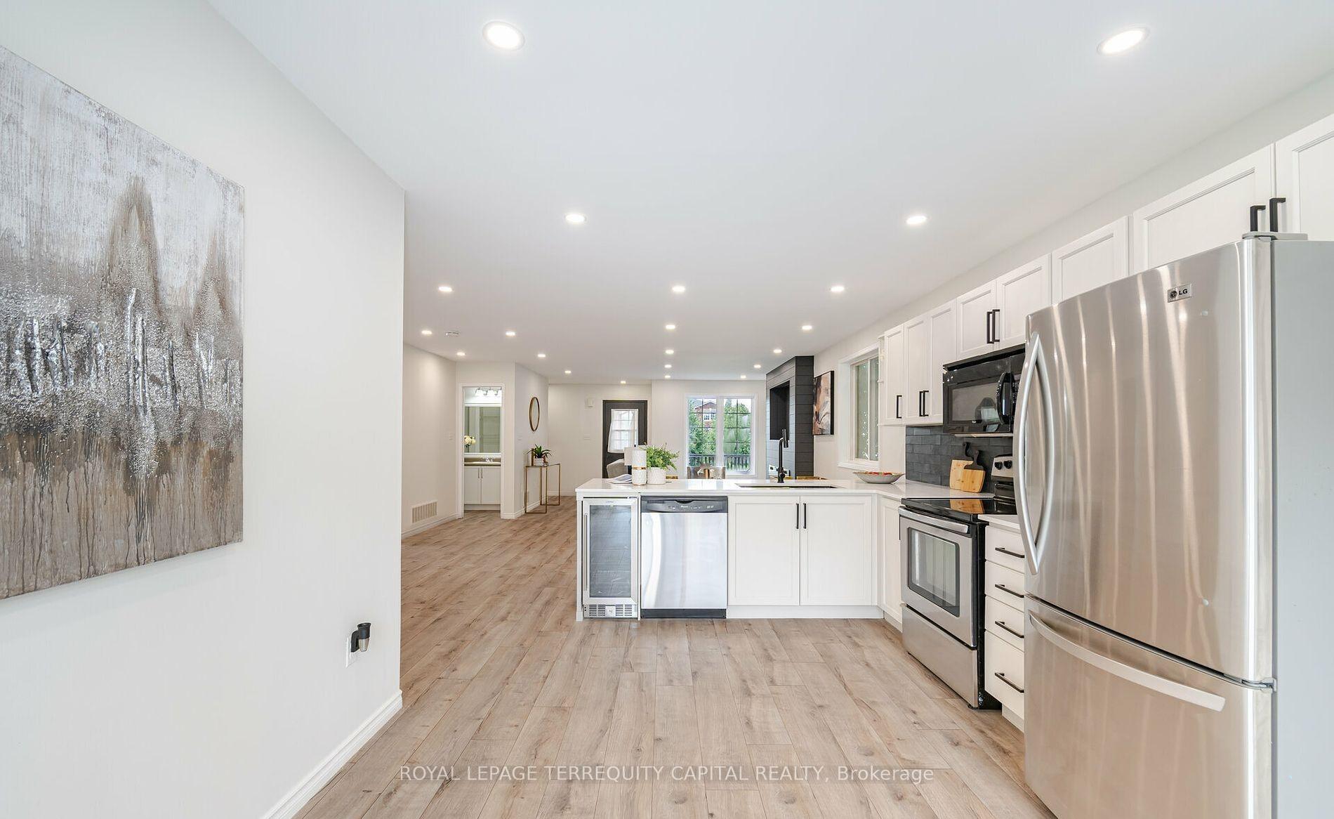 Photo 9 of Unit Upper, 38 Irene Drive, Barrie, Painswick South — HOMEH