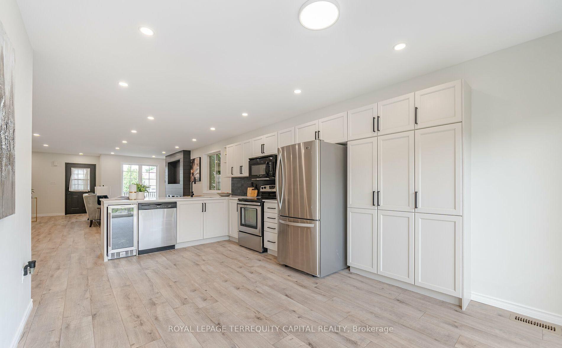 Photo 12 of Unit Upper, 38 Irene Drive, Barrie, Painswick South — HOMEH