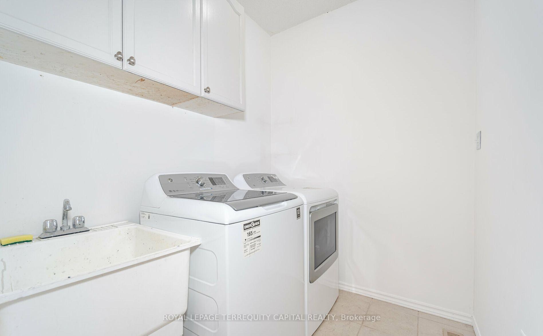 Photo 21 of Unit Upper, 38 Irene Drive, Barrie, Painswick South — HOMEH