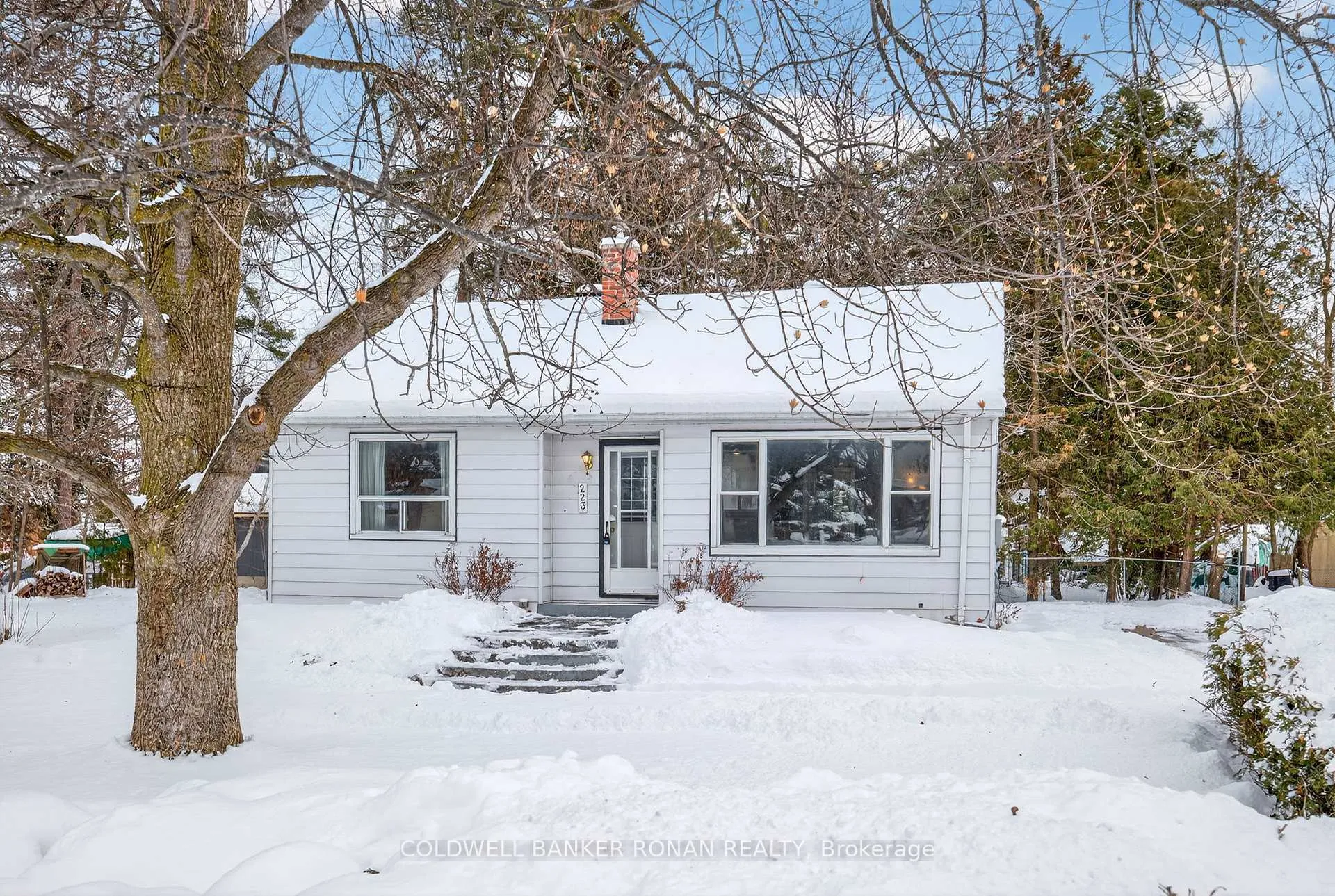 Photo 2 of 223 Louisa Street, Clearview, Stayner — HOMEH
