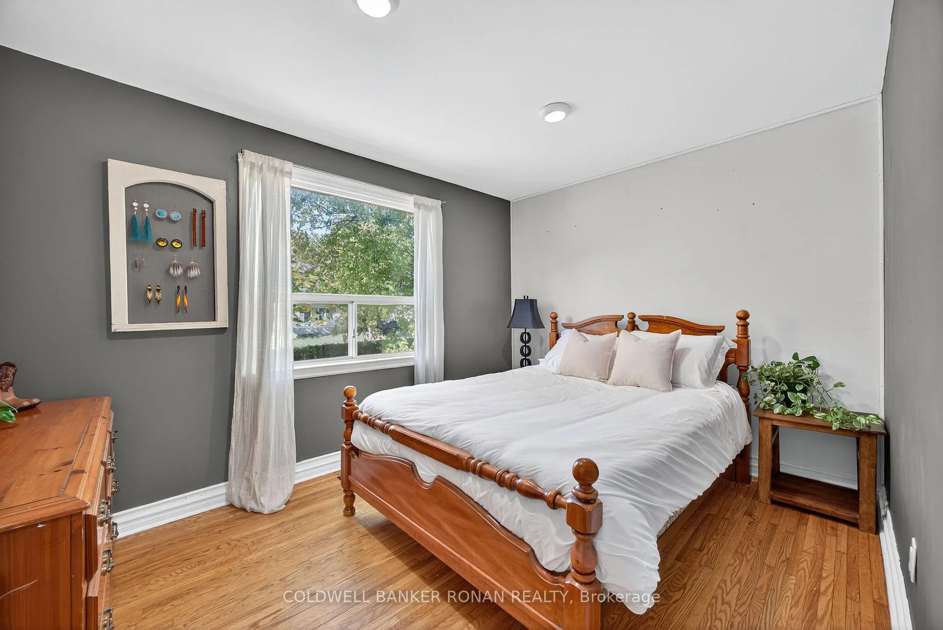 Photo 18 of 223 Louisa Street, Clearview, Stayner — HOMEH