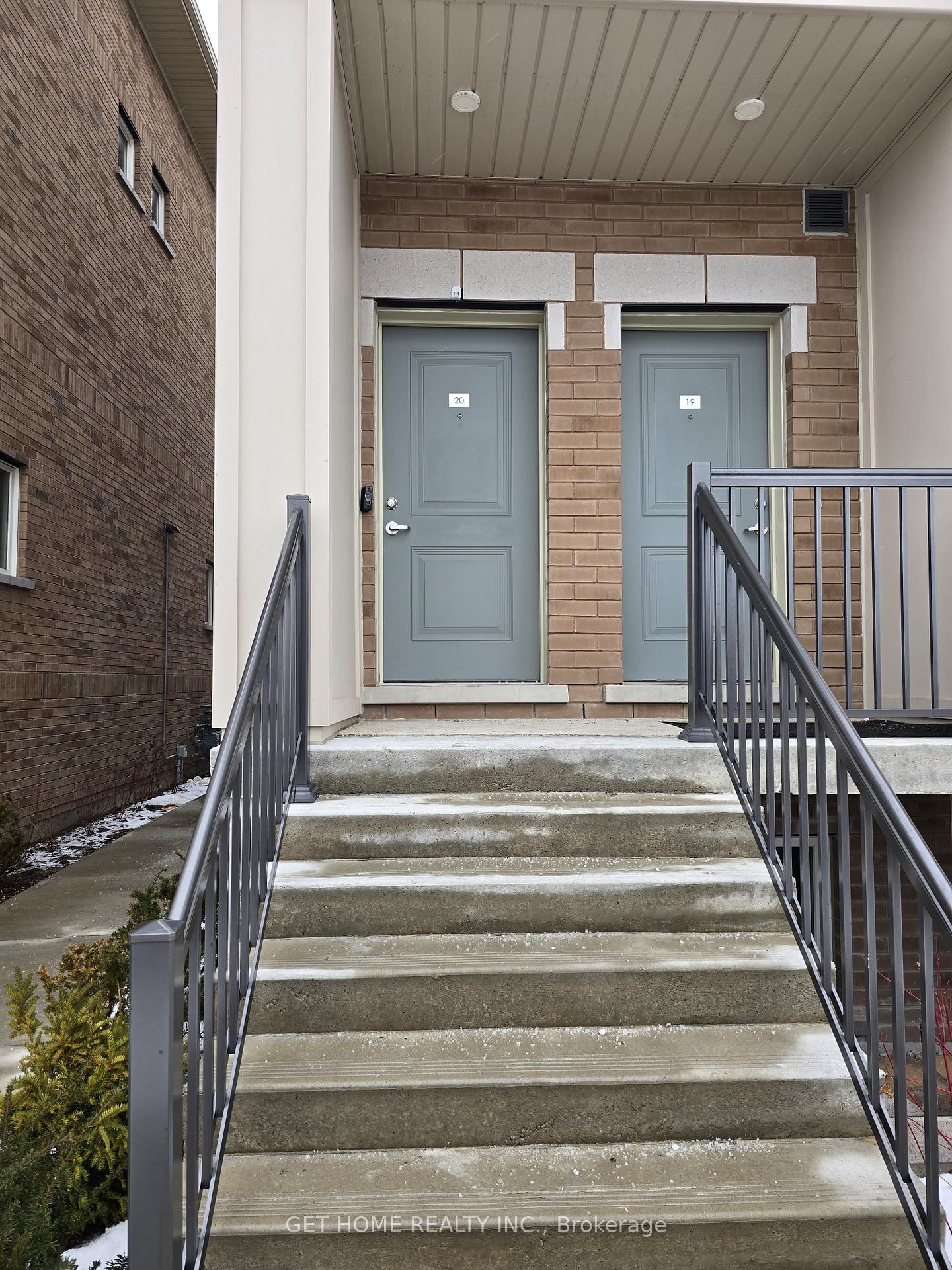 Photo 1 of Unit 20, 480 Beresford Path, Oshawa, Central — HOMEH