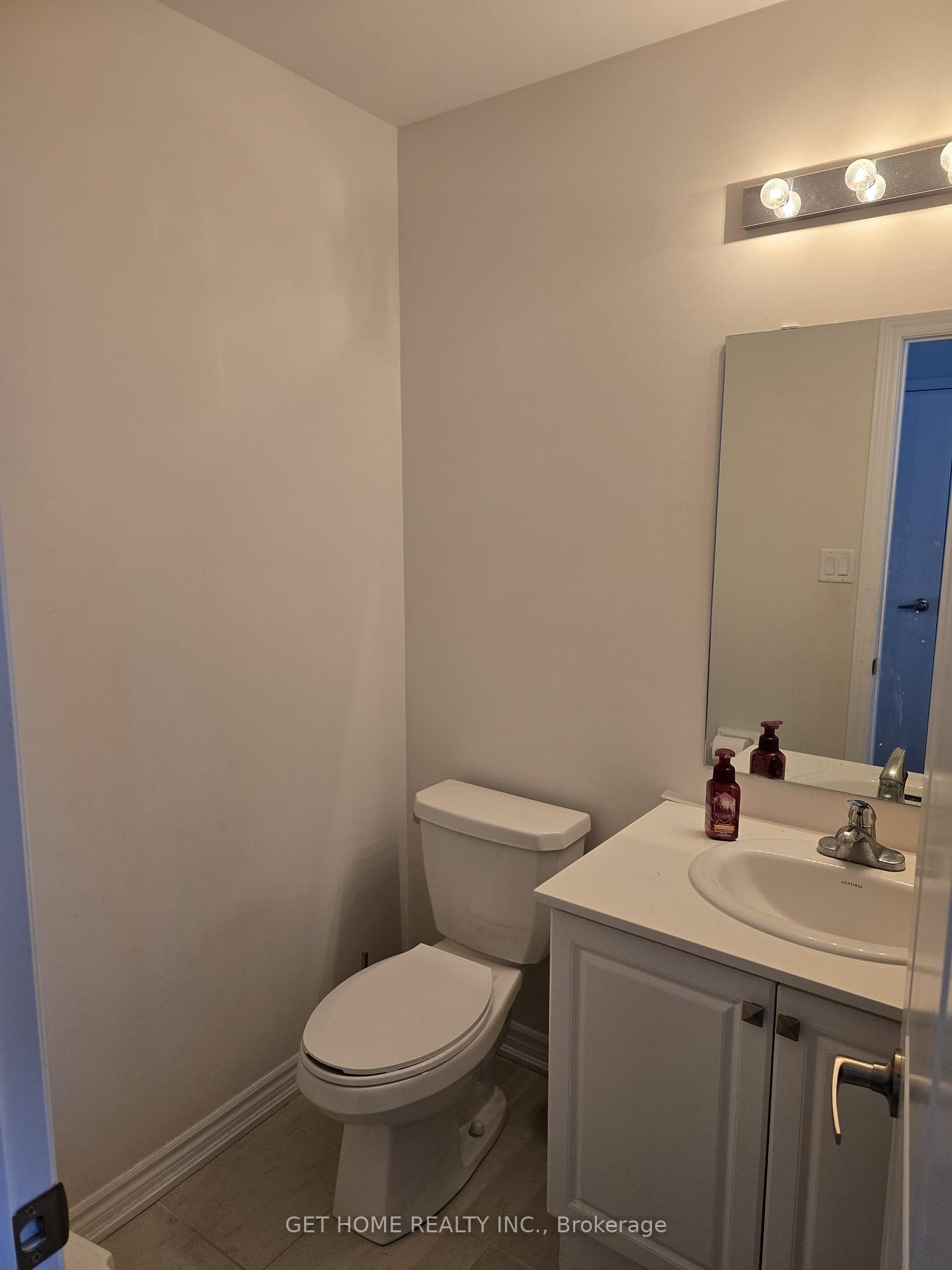 Photo 3 of Unit 20, 480 Beresford Path, Oshawa, Central — HOMEH