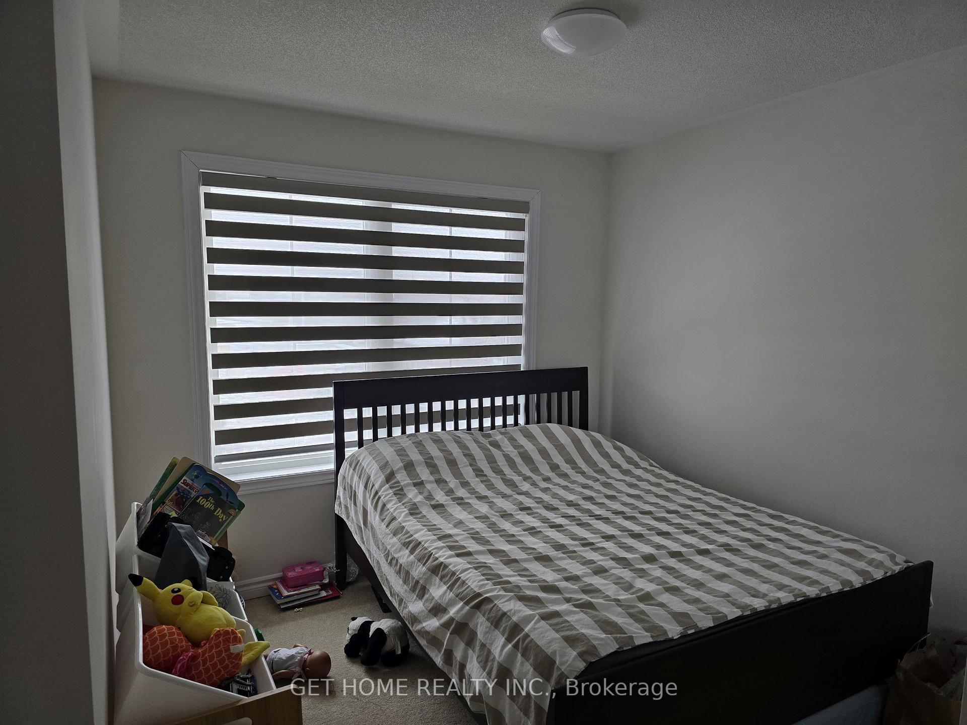 Photo 4 of Unit 20, 480 Beresford Path, Oshawa, Central — HOMEH
