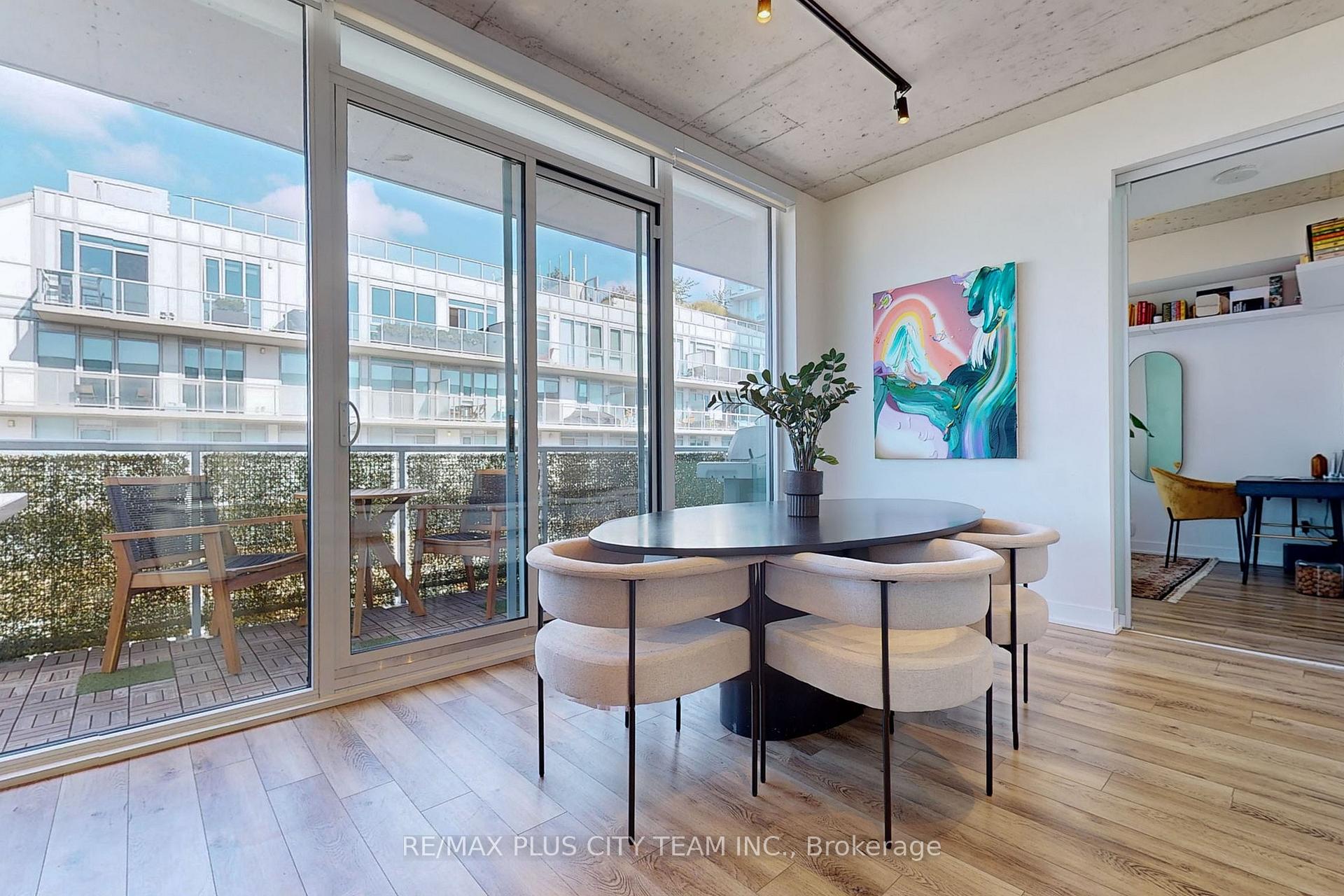 Photo 8 of Unit 817, 15 Baseball Place, Toronto, South Riverdale — HOMEH