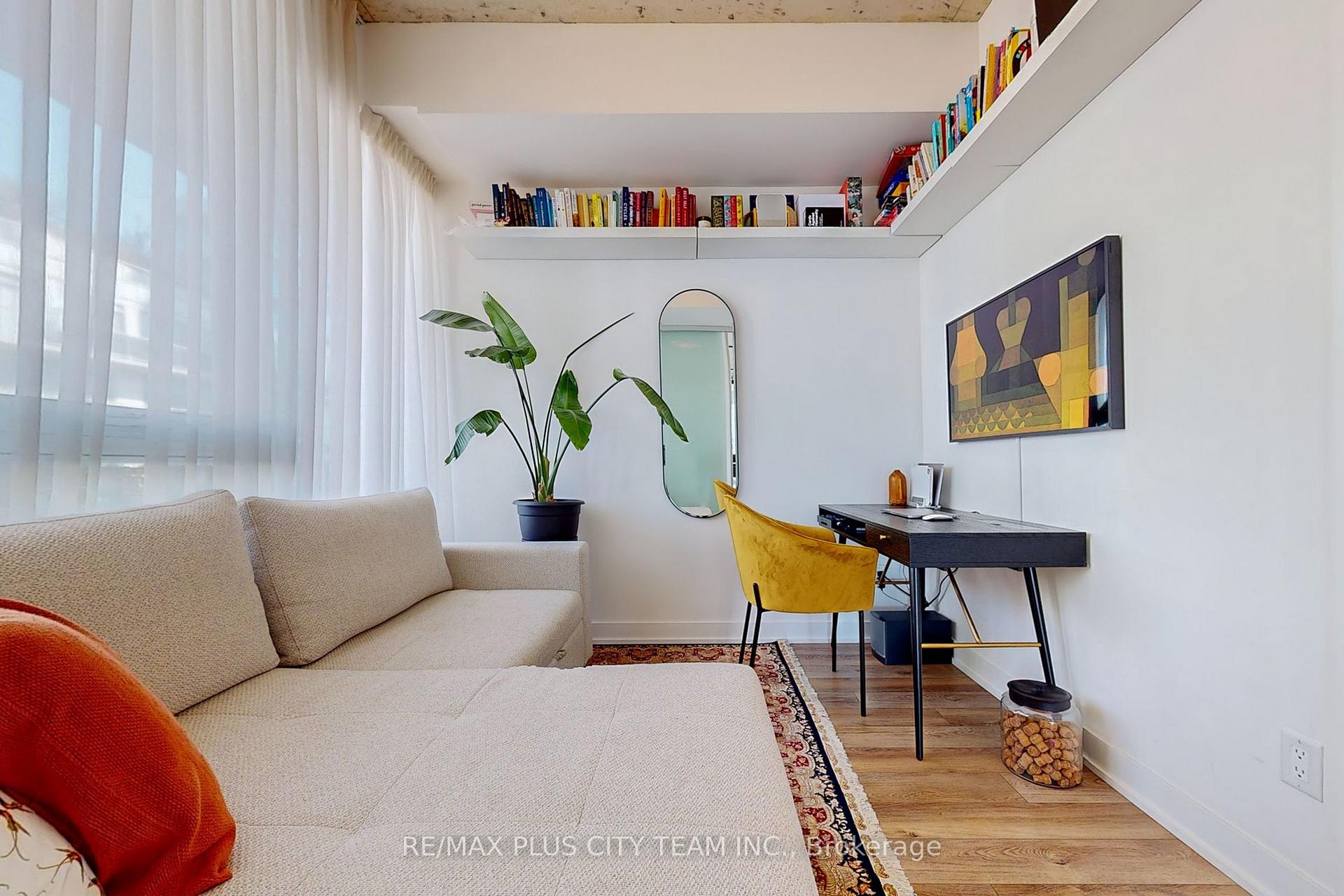 Photo 13 of Unit 817, 15 Baseball Place, Toronto, South Riverdale — HOMEH