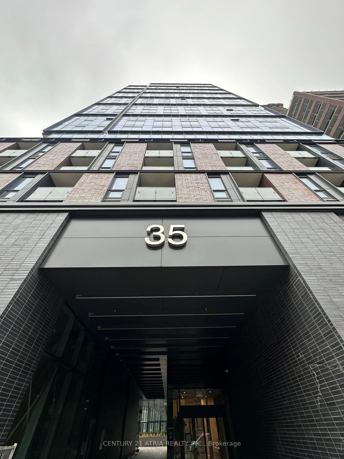 Front of Unit 416, 35 Parliament Street