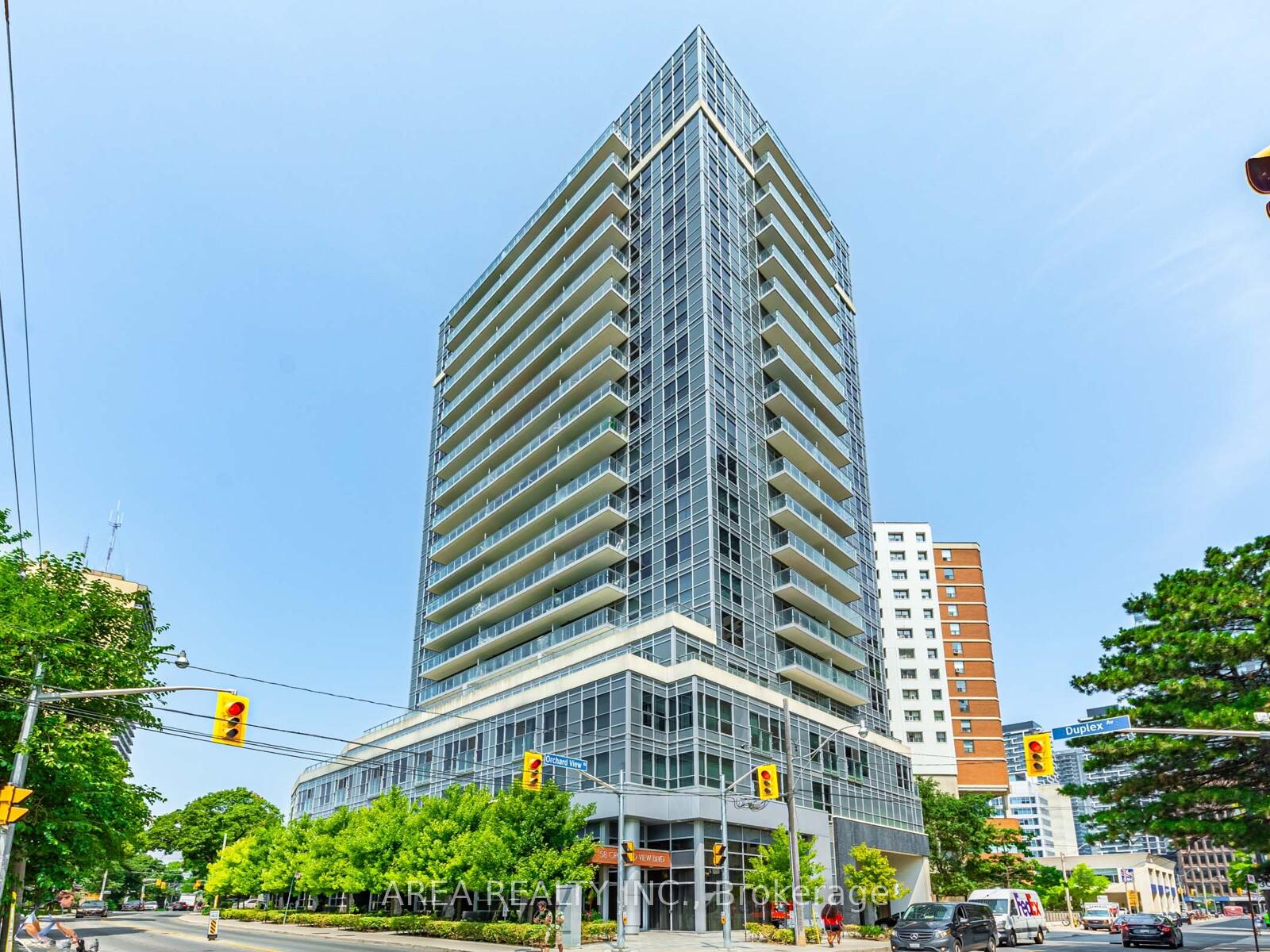 Front of Unit 2001, 58 Orchard View Boulevard