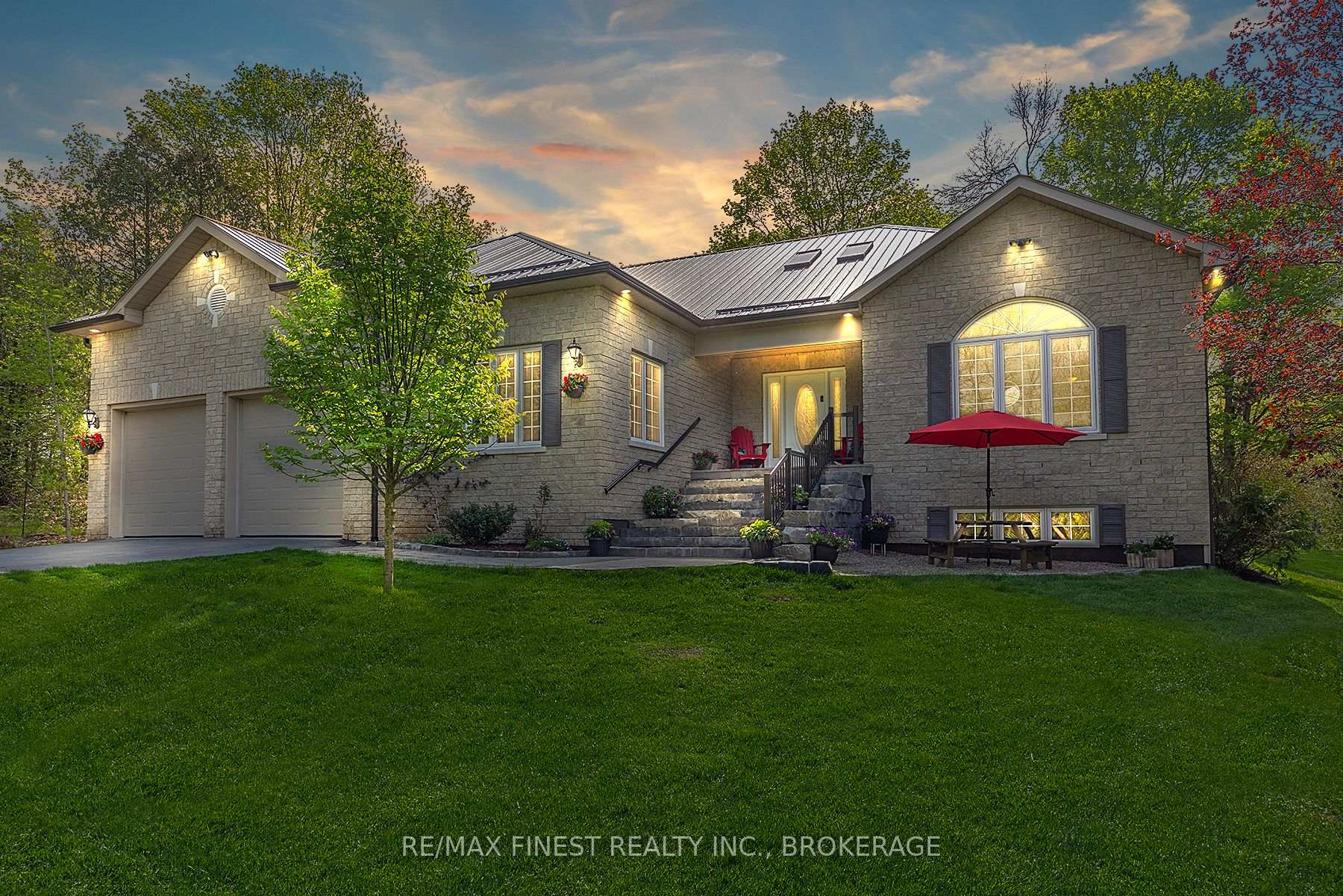 Front of 5885 Davey Drive