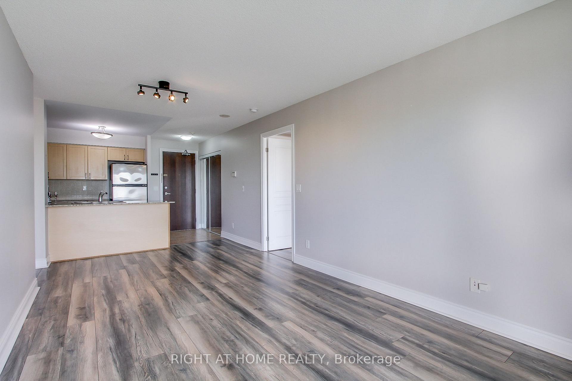 Photo 22 of Unit 712, 7 North Park Road, Vaughan, Beverley Glen — HOMEH