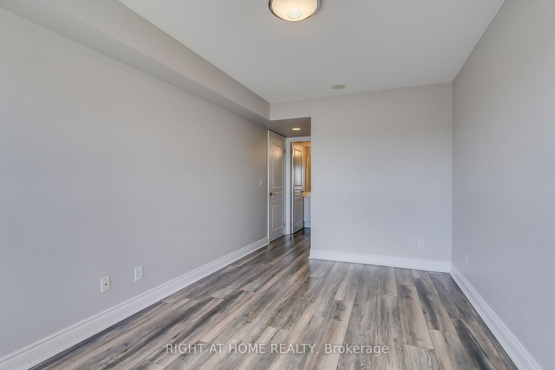 Photo 27 of Unit 712, 7 North Park Road, Vaughan, Beverley Glen — HOMEH