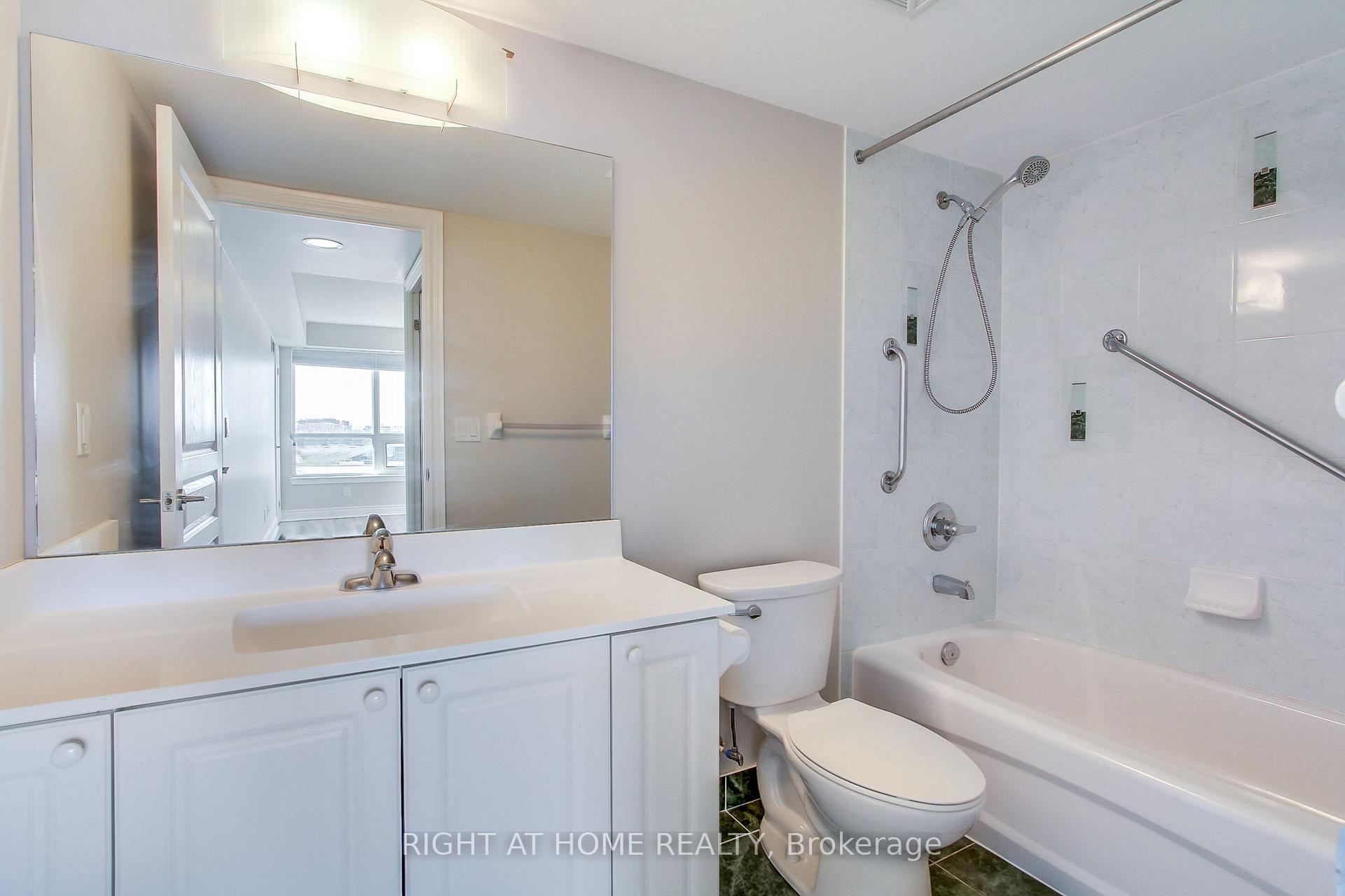 Photo 29 of Unit 712, 7 North Park Road, Vaughan, Beverley Glen — HOMEH