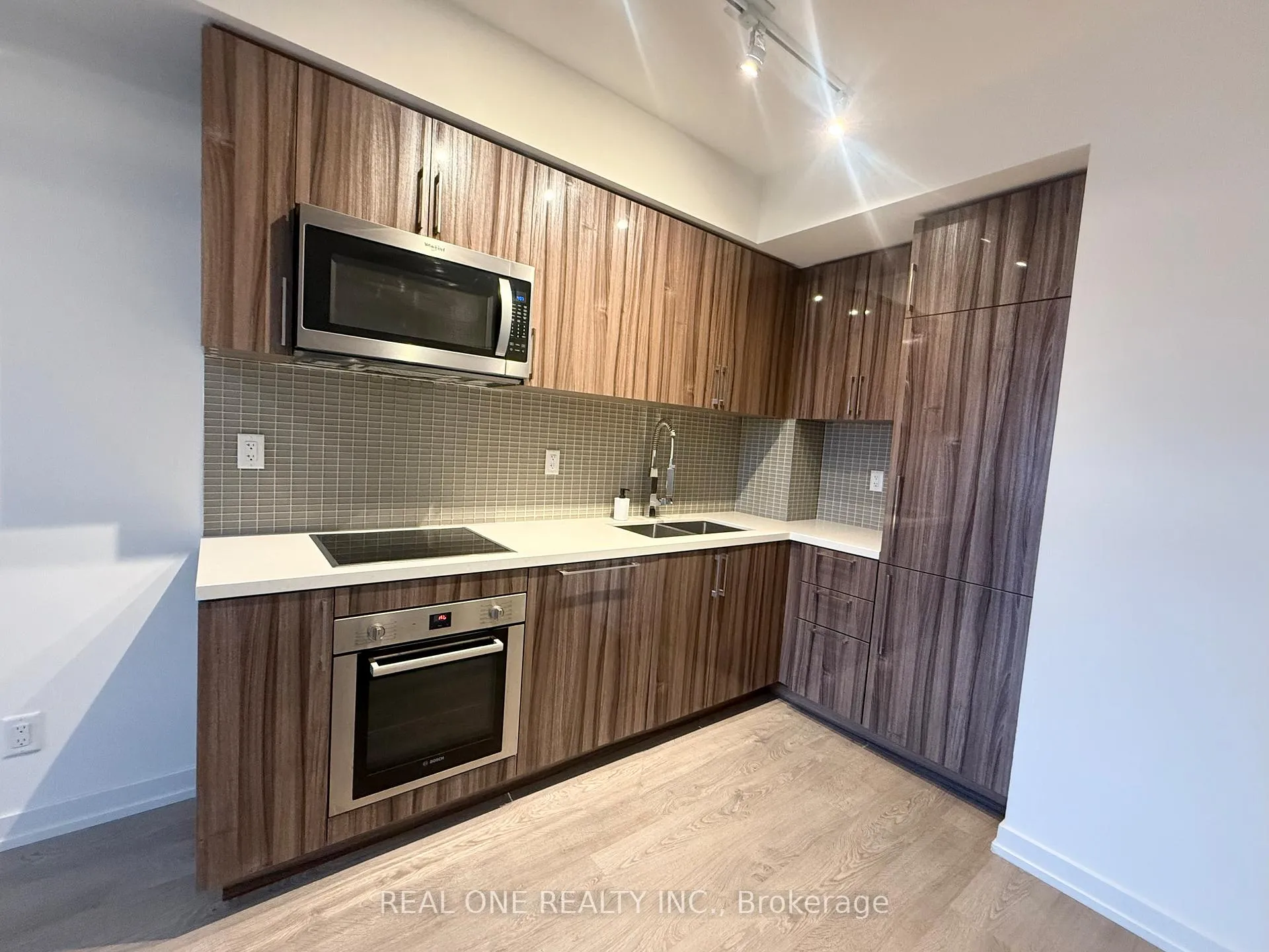 Photo 3 of Unit 715, 1 Grandview Avenue, Markham, Grandview — HOMEH