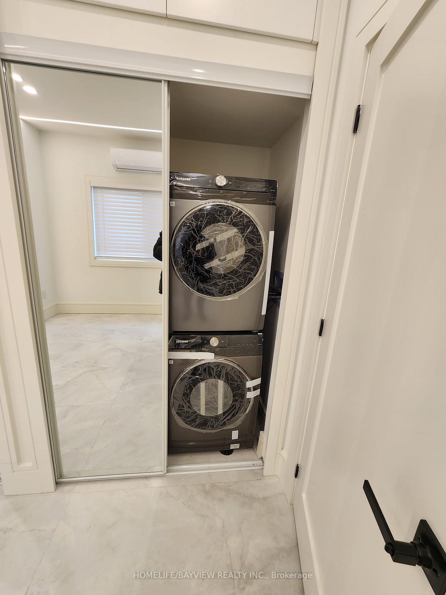Photo 9 of Unit C, 57 Fairway Drive, Aurora, Aurora Highlands — HOMEH