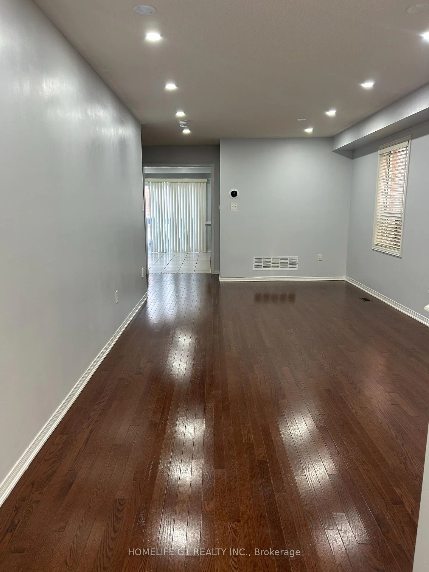 Photo 3 of 86 Newington Crescent, Brampton, Bram East — HOMEH