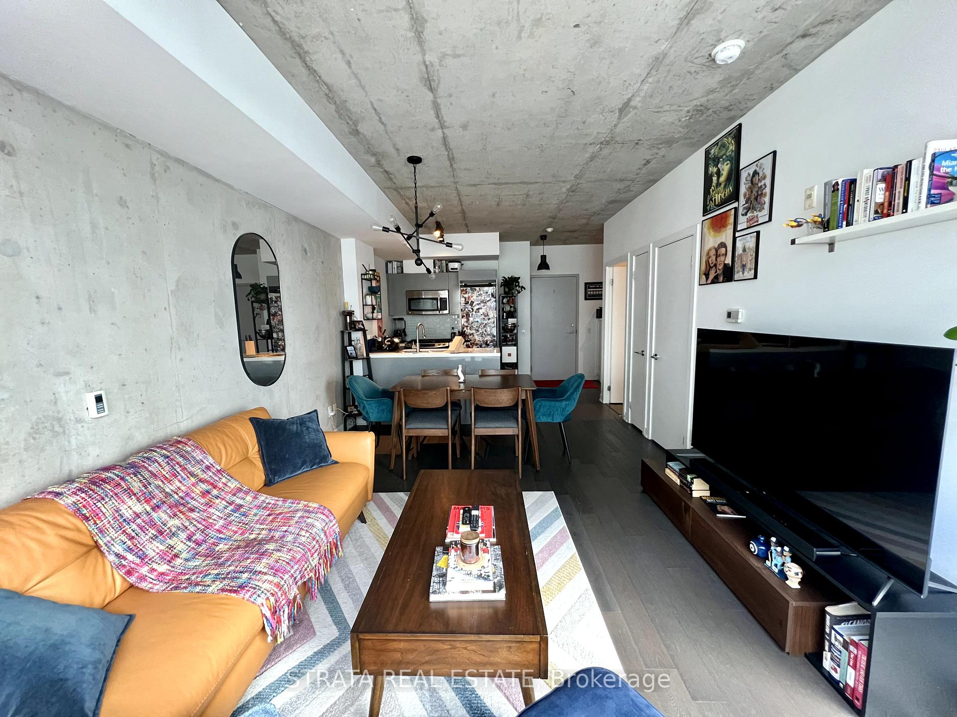 Front of Unit 606, 1201 Dundas Street E