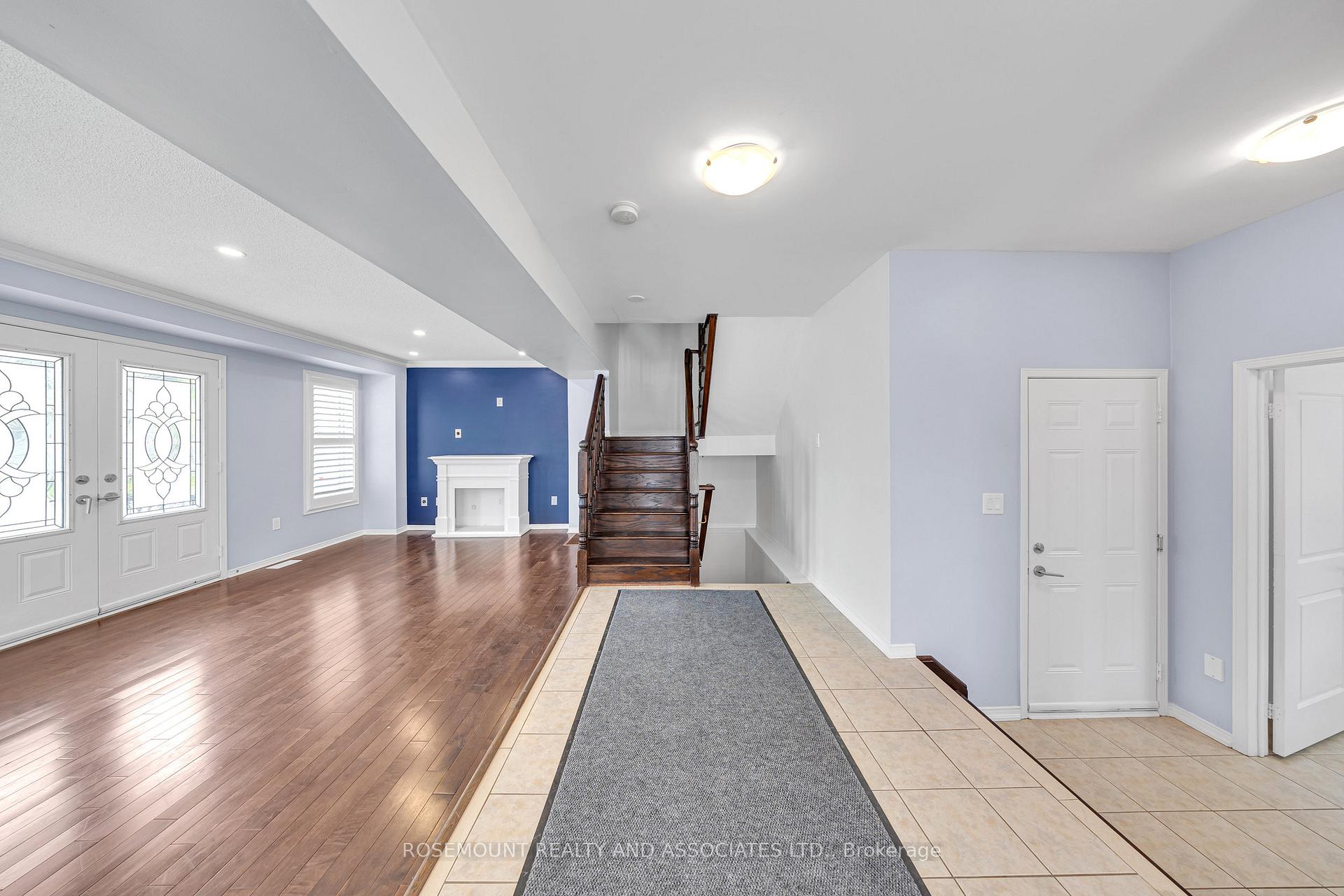 Photo 3 of 128 Barnham Street, Ajax, Central East — HOMEH